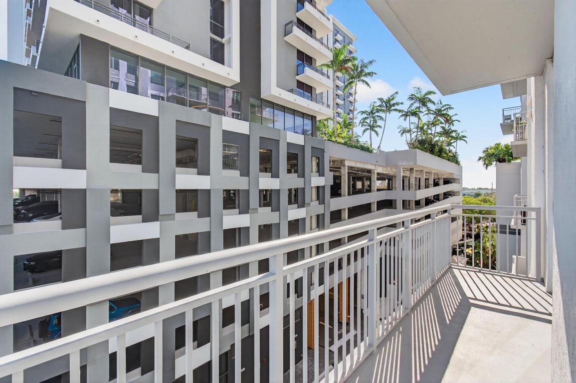 300 S Australian Ave #520 West Palm Beach, FL 33401