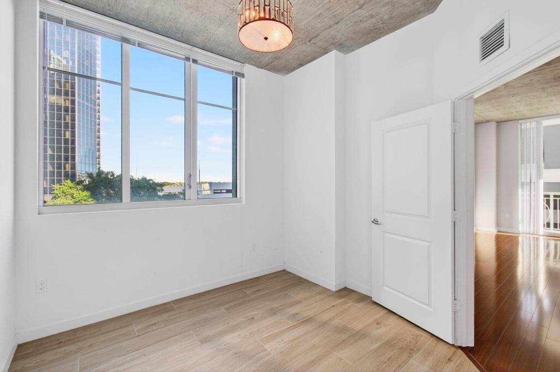 300 S Australian Ave #520 West Palm Beach, FL 33401