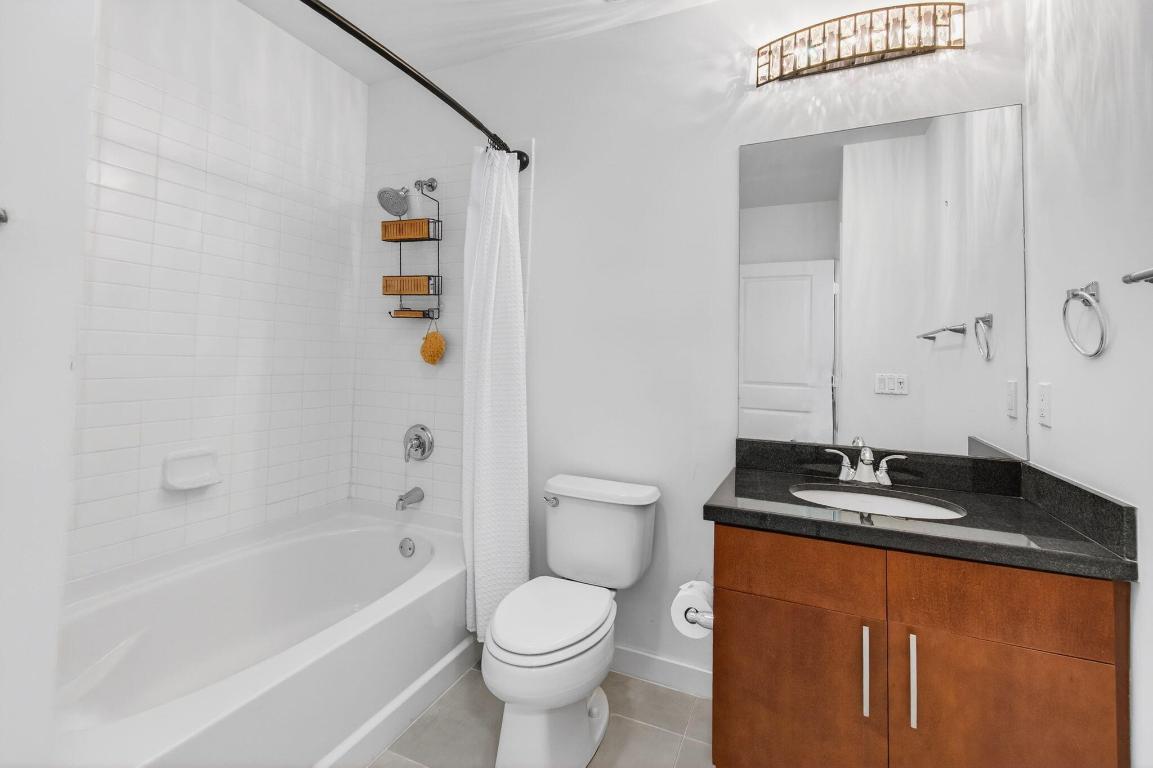 300 S Australian Ave #520 West Palm Beach, FL 33401