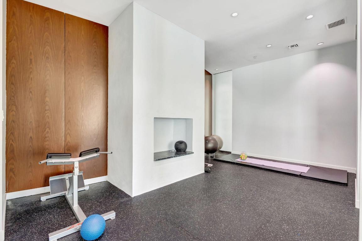 300 S Australian Ave #520 West Palm Beach, FL 33401