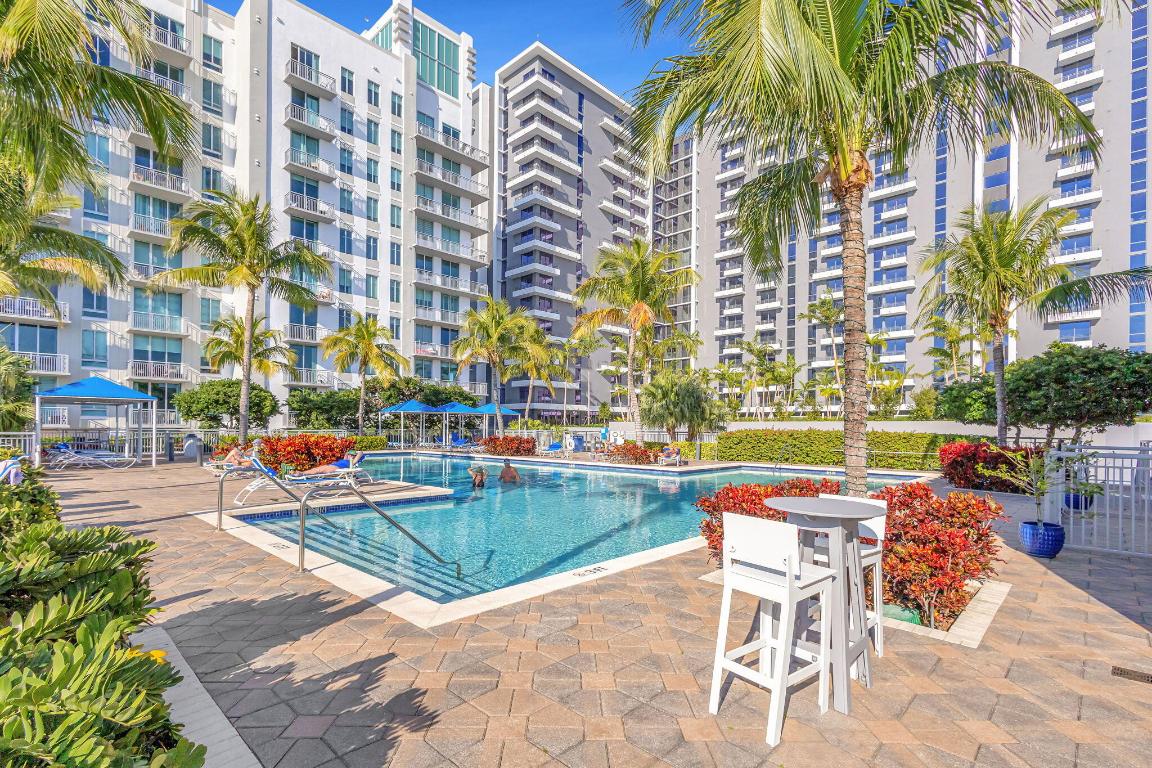 300 S Australian Ave #520 West Palm Beach, FL 33401