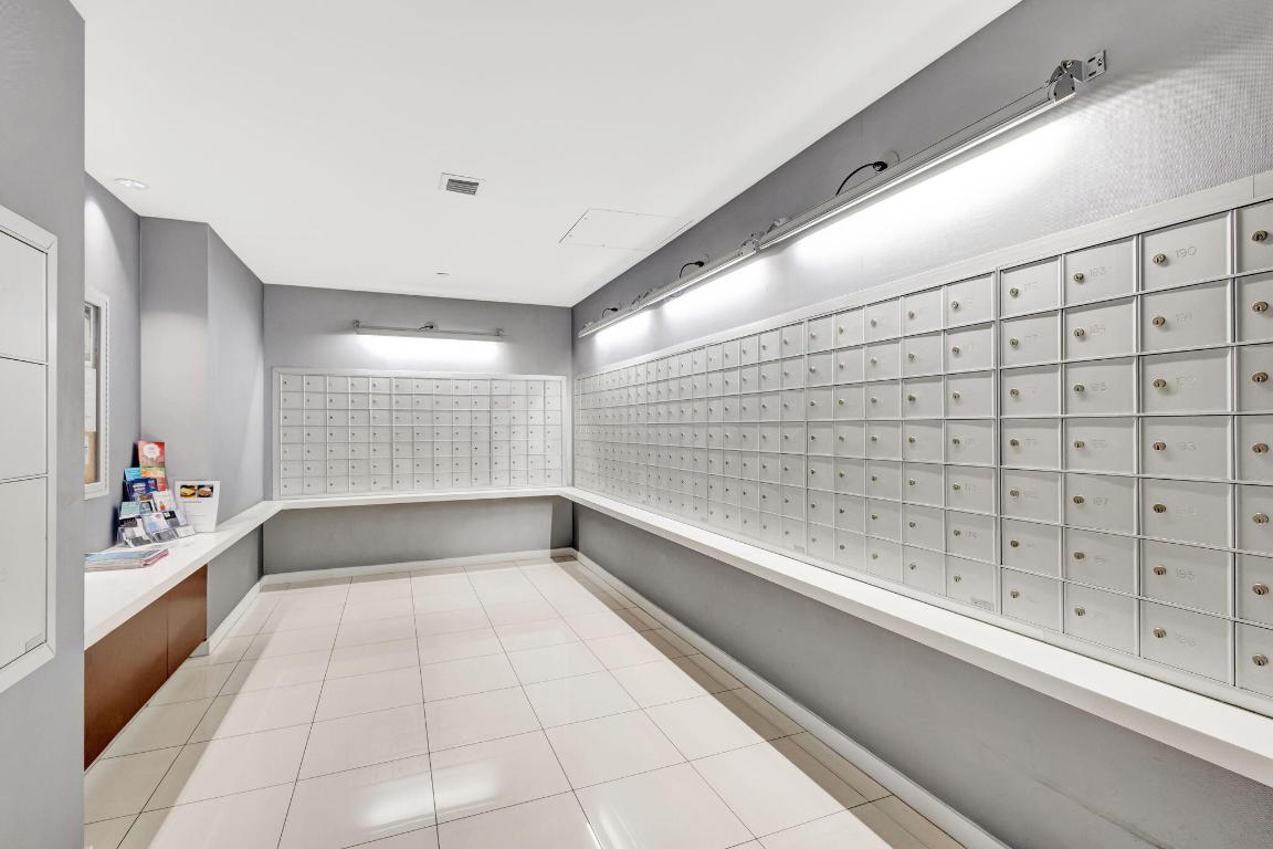 300 S Australian Ave #520 West Palm Beach, FL 33401