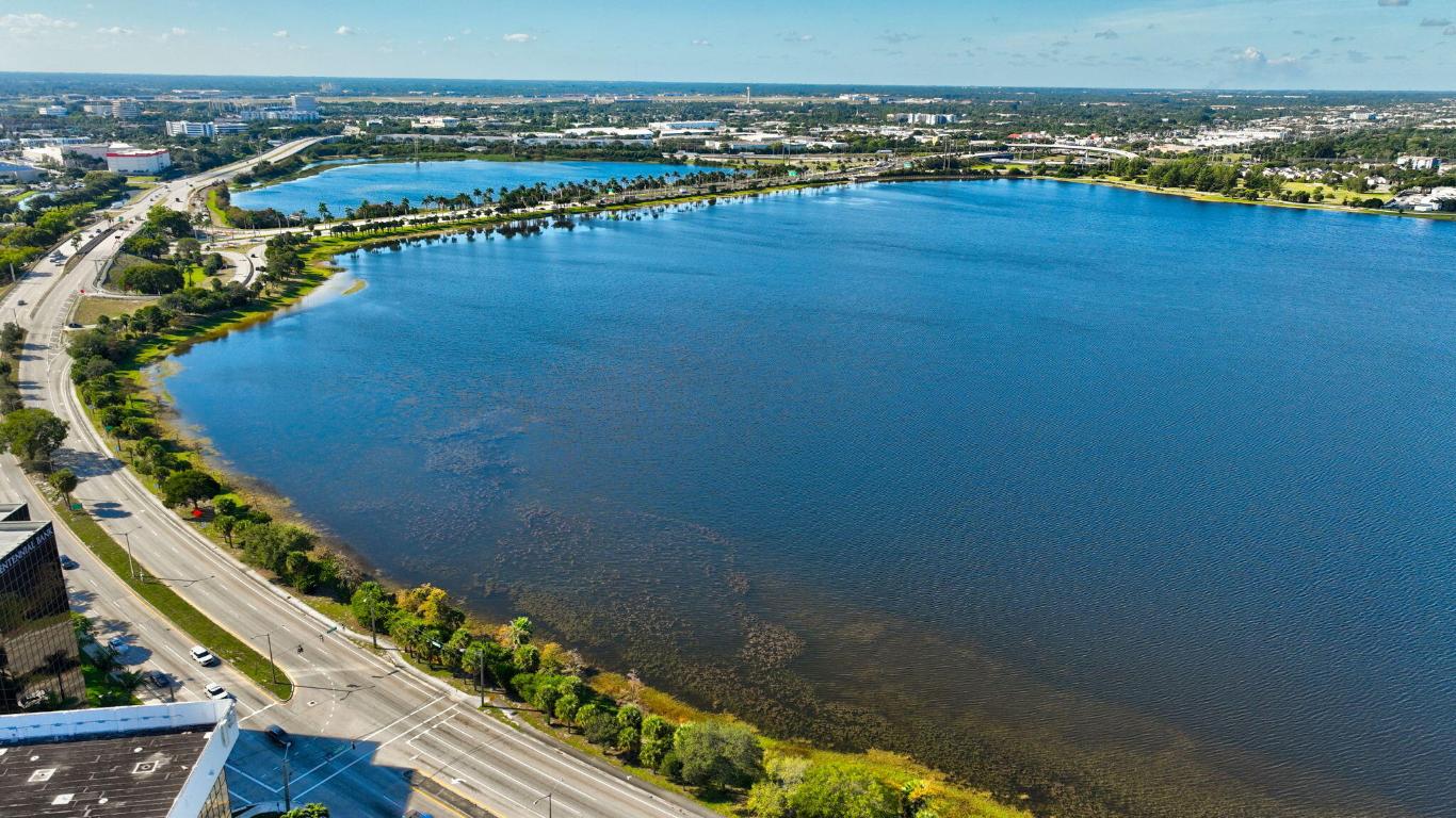 300 S Australian Ave #520 West Palm Beach, FL 33401