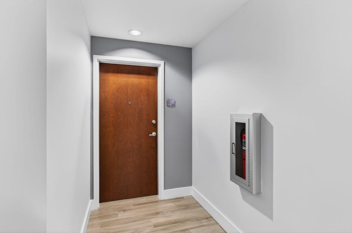 300 S Australian Ave #520 West Palm Beach, FL 33401