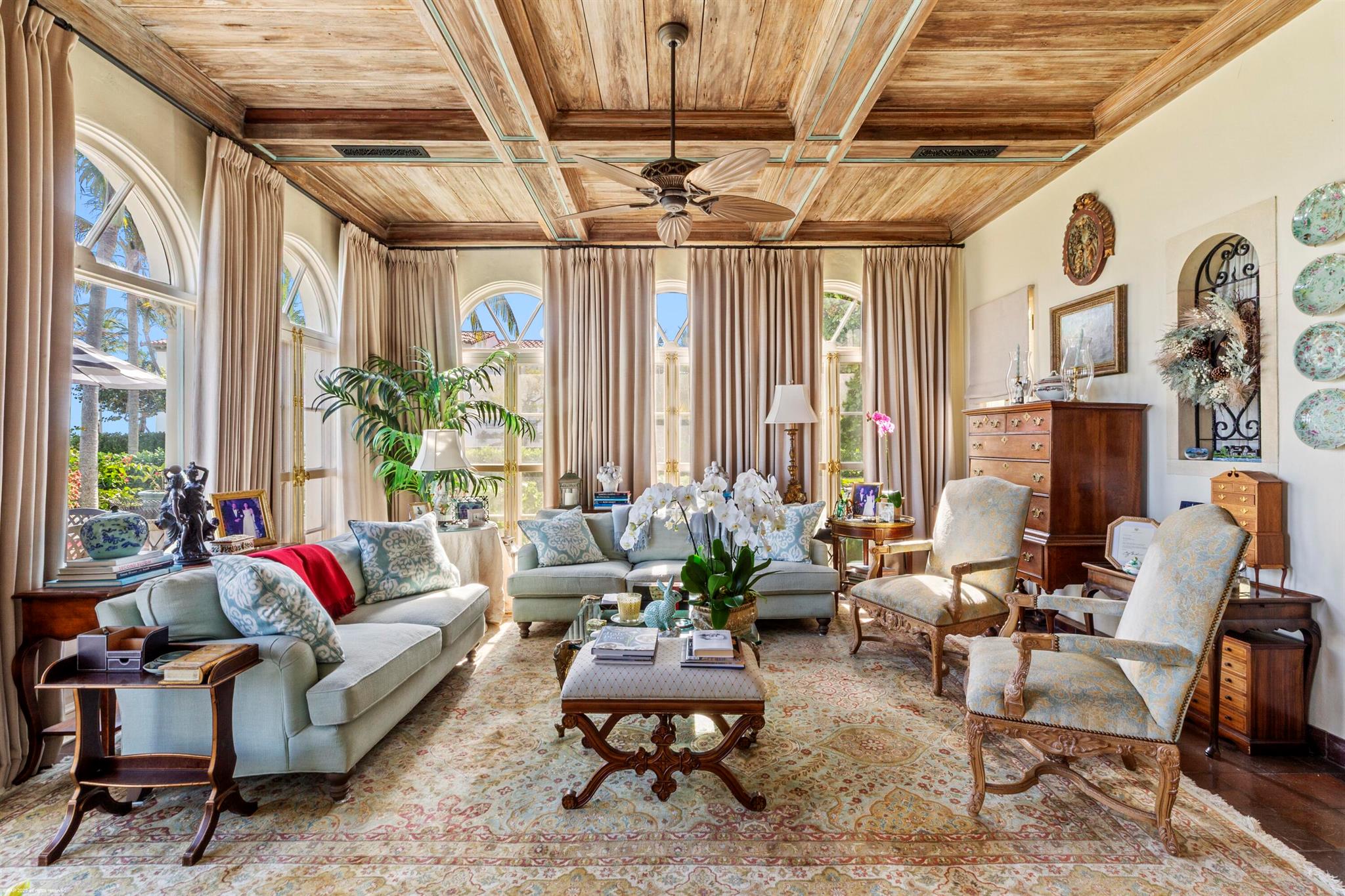 245 Valencia Rd West Palm Beach, FL 33401