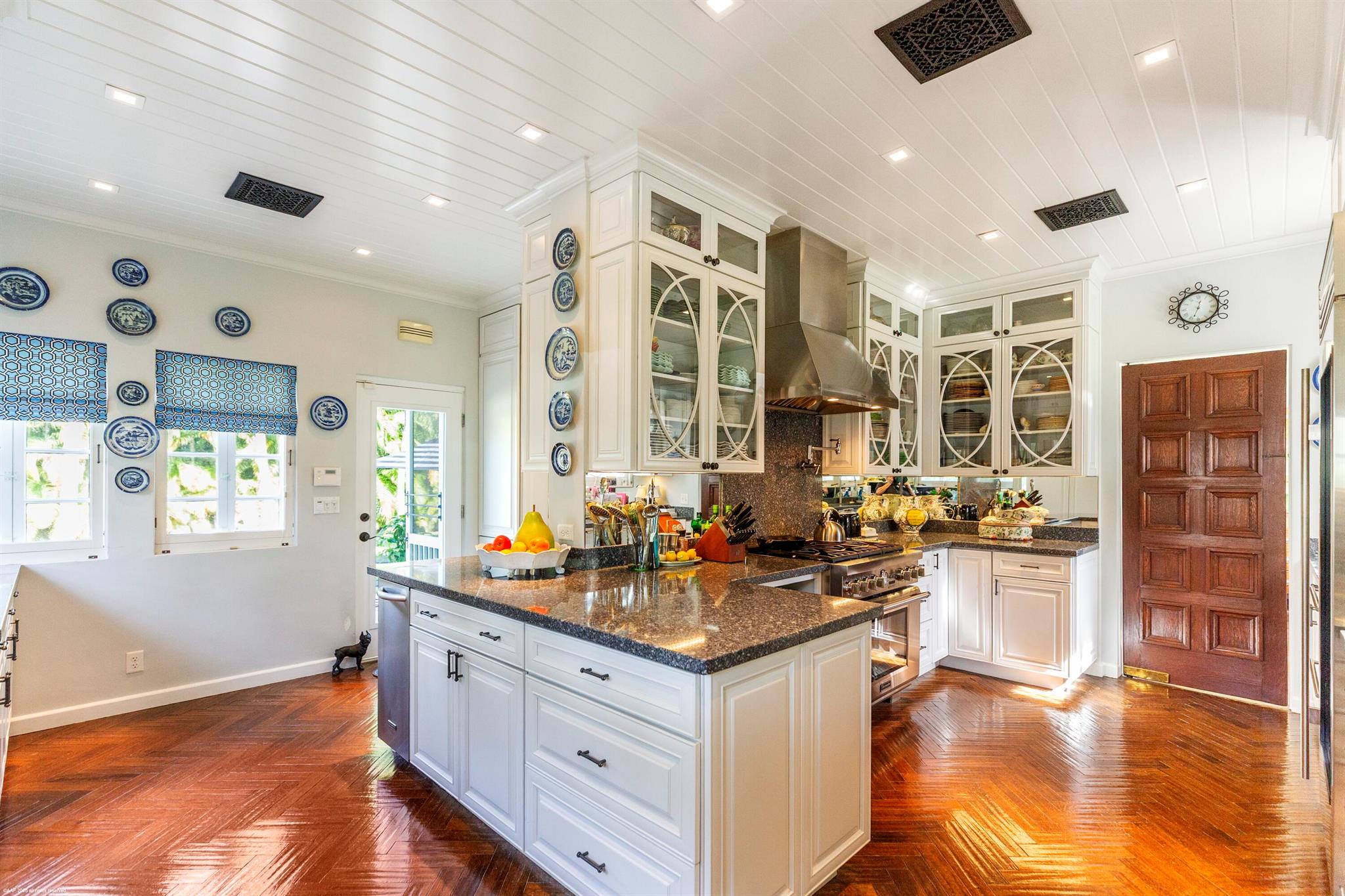 245 Valencia Rd West Palm Beach, FL 33401