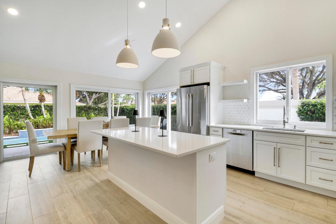 105 Ocean Pines Jupiter, FL 33477