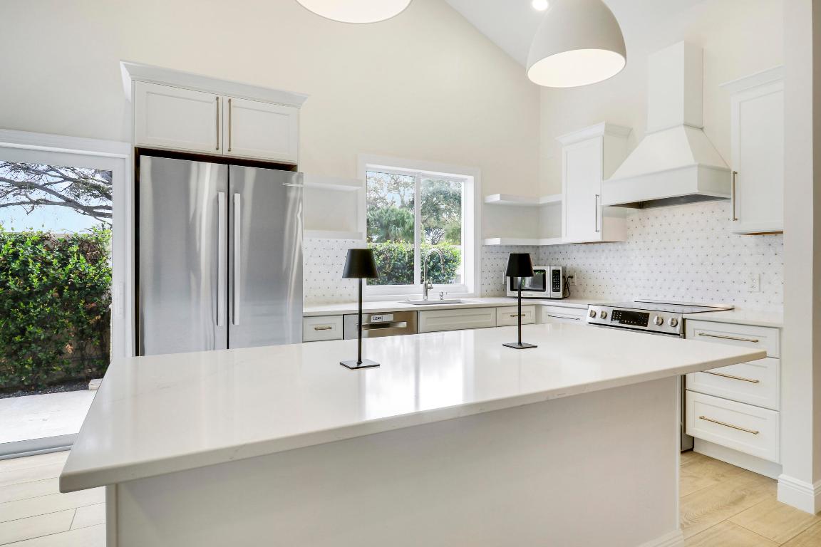 105 Ocean Pines Jupiter, FL 33477