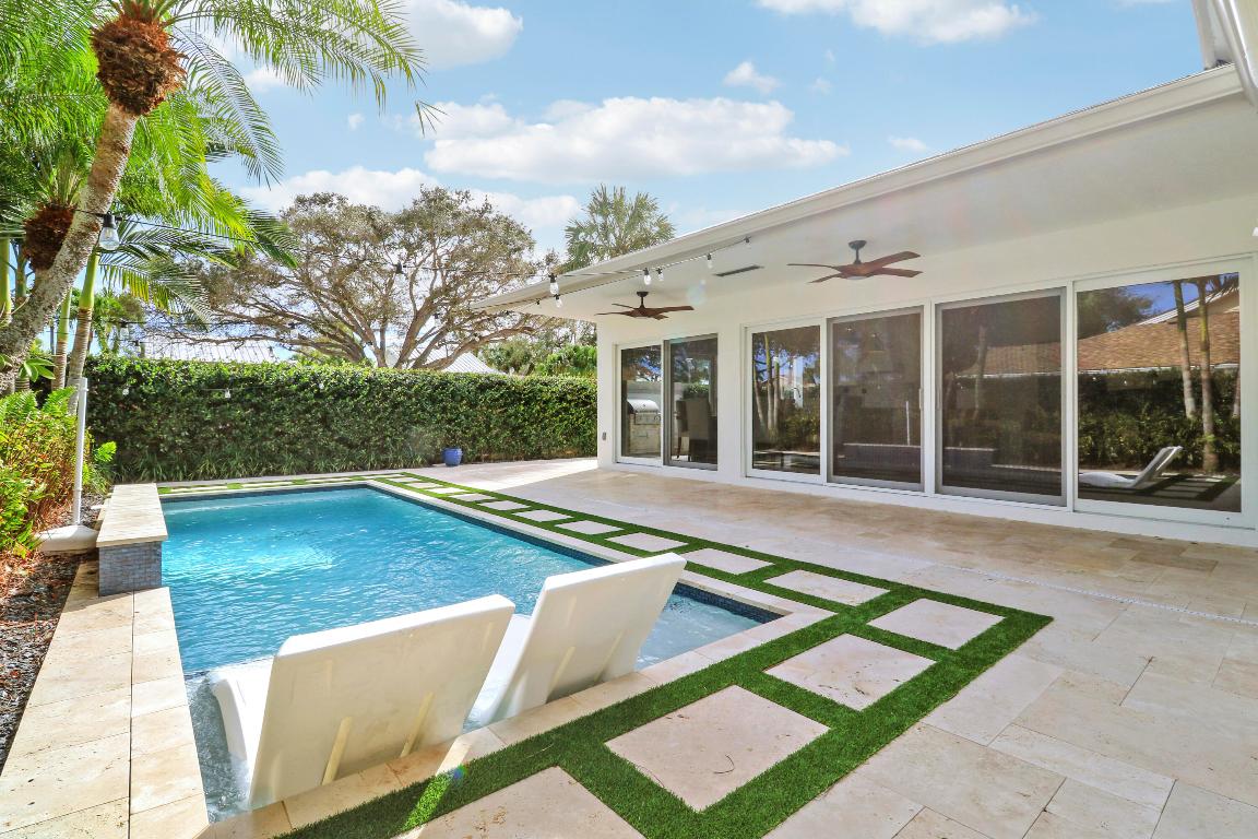 105 Ocean Pines Jupiter, FL 33477