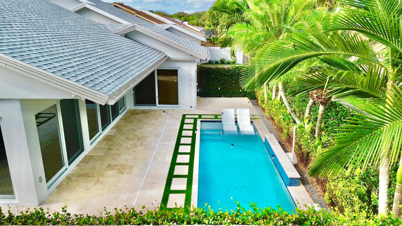 105 Ocean Pines Jupiter, FL 33477