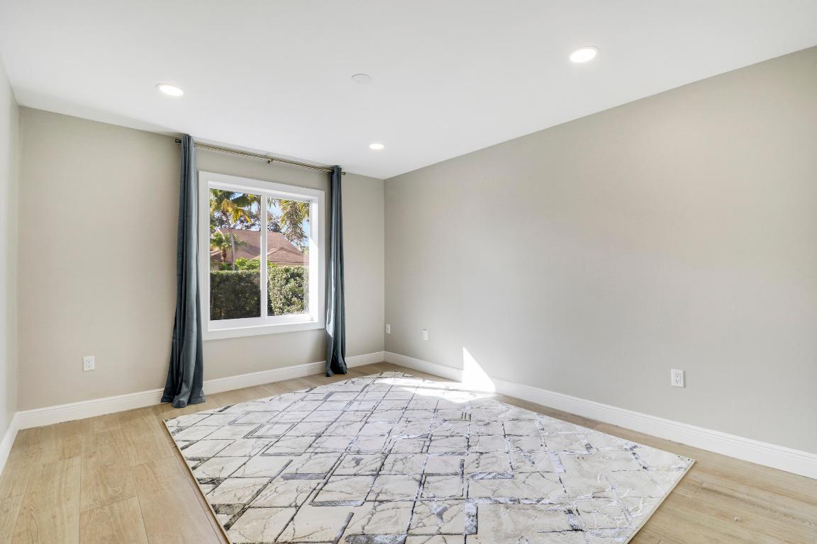 105 Ocean Pines Jupiter, FL 33477