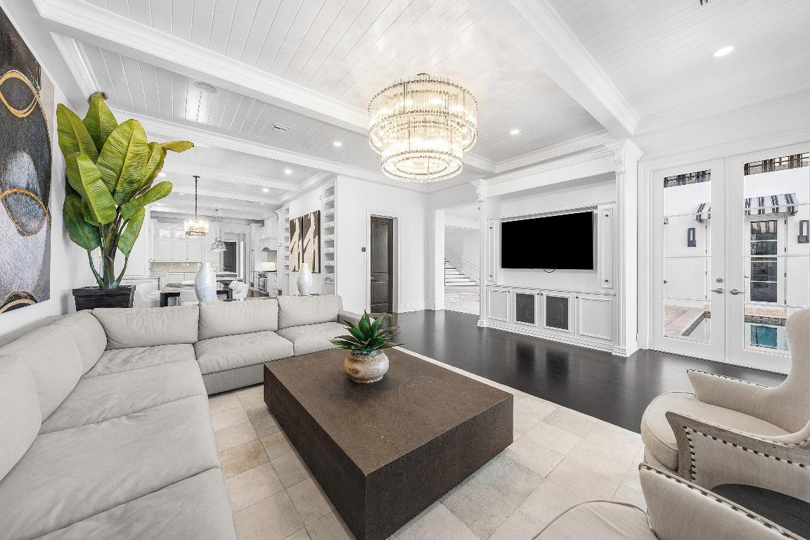 485 NE Spanish Boca Raton, FL 33432