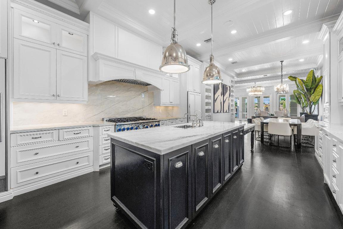 485 NE Spanish Boca Raton, FL 33432