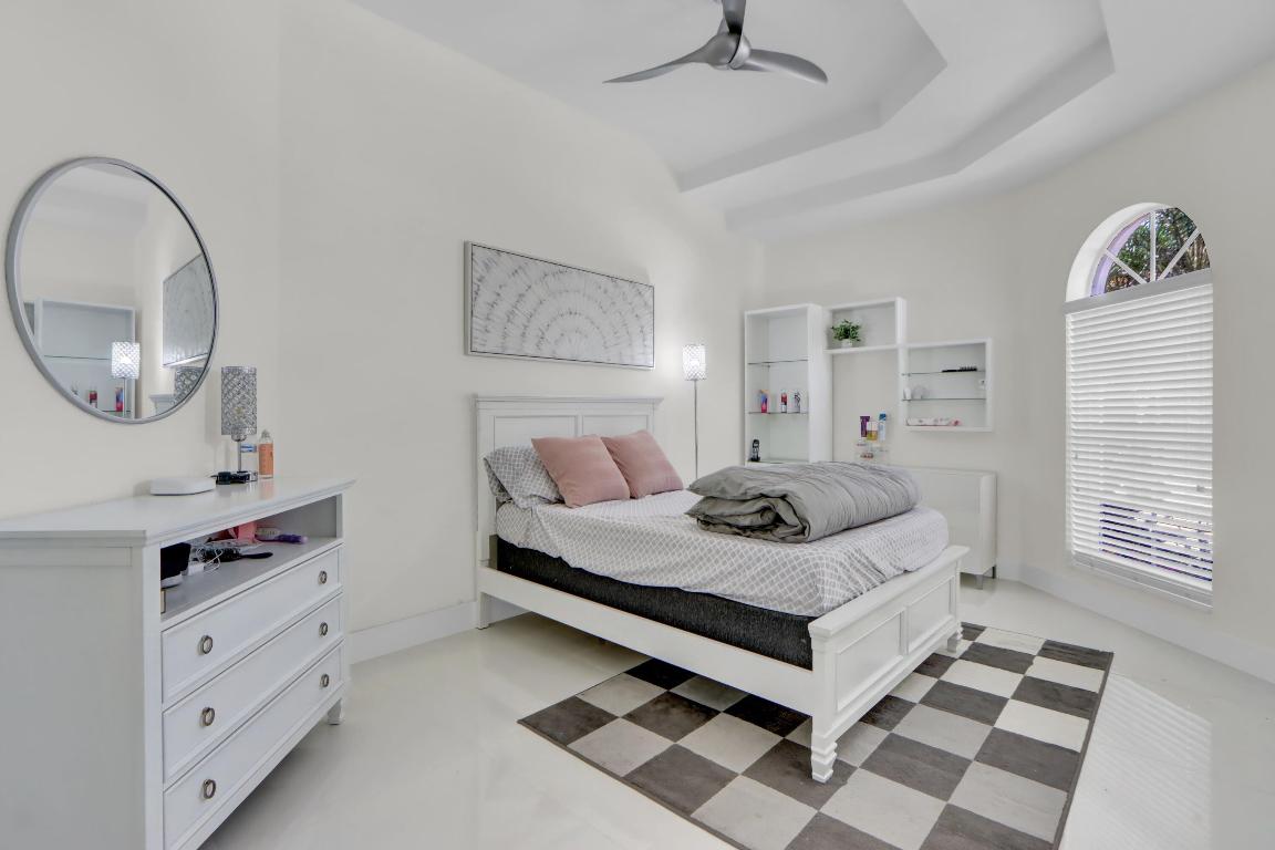 6564 Somerset Boca Raton, FL 33496