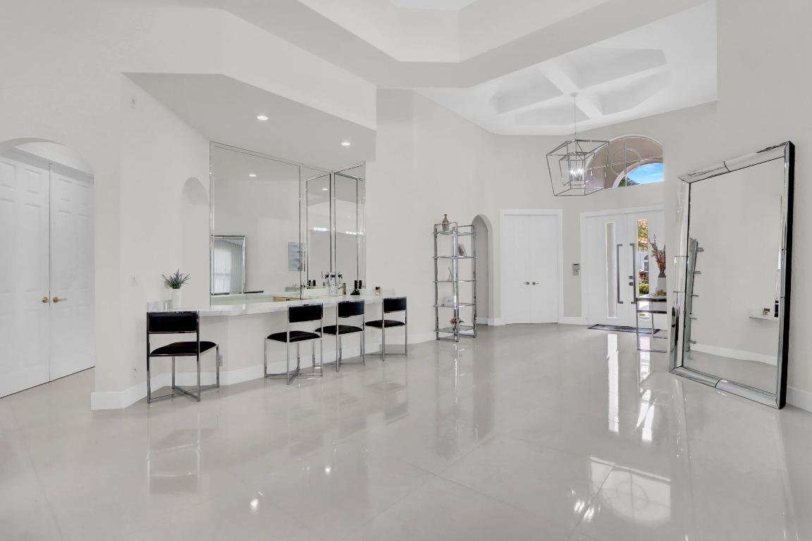 6564 Somerset Boca Raton, FL 33496