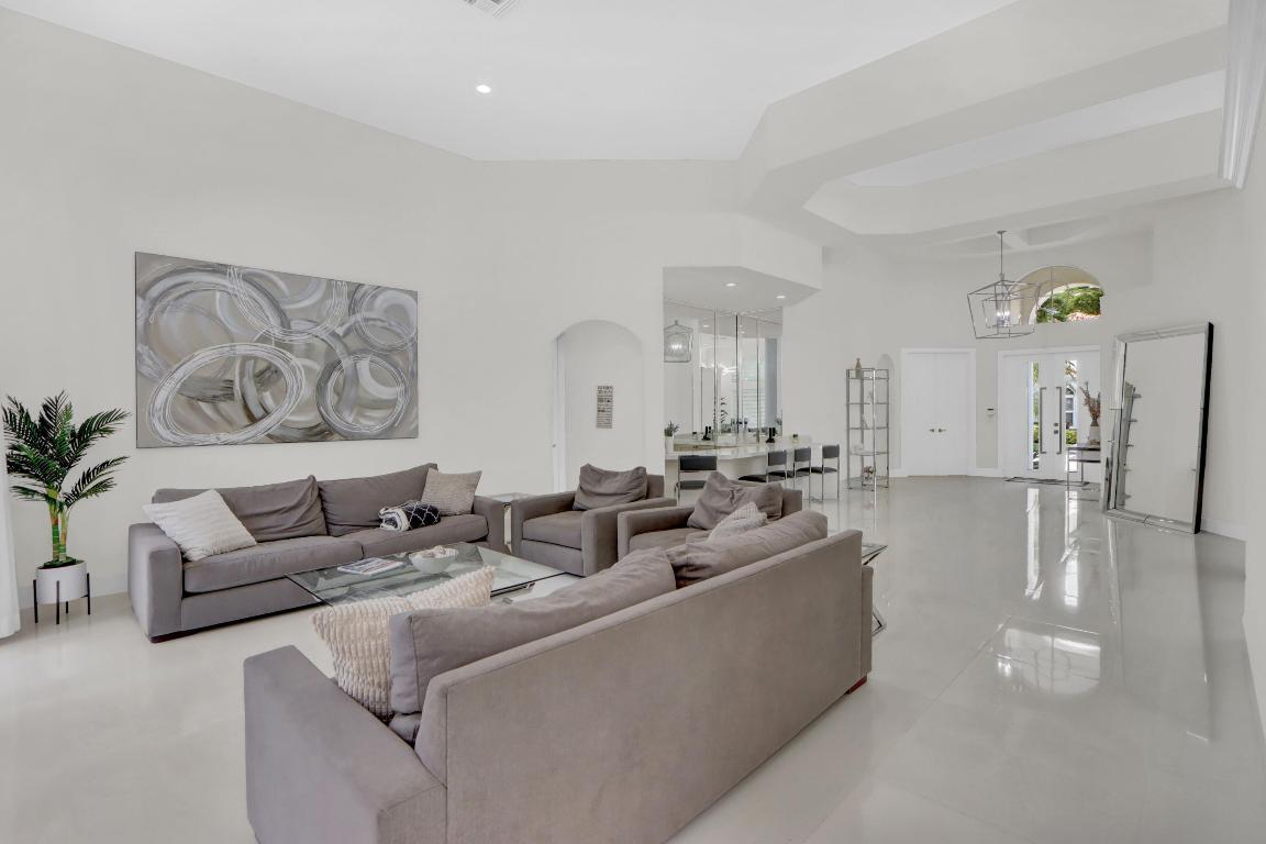 6564 Somerset Boca Raton, FL 33496