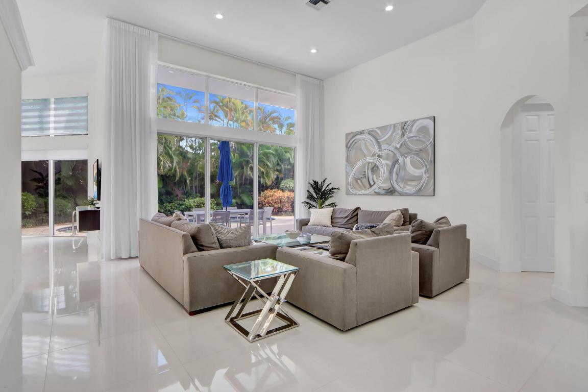 6564 Somerset Boca Raton, FL 33496