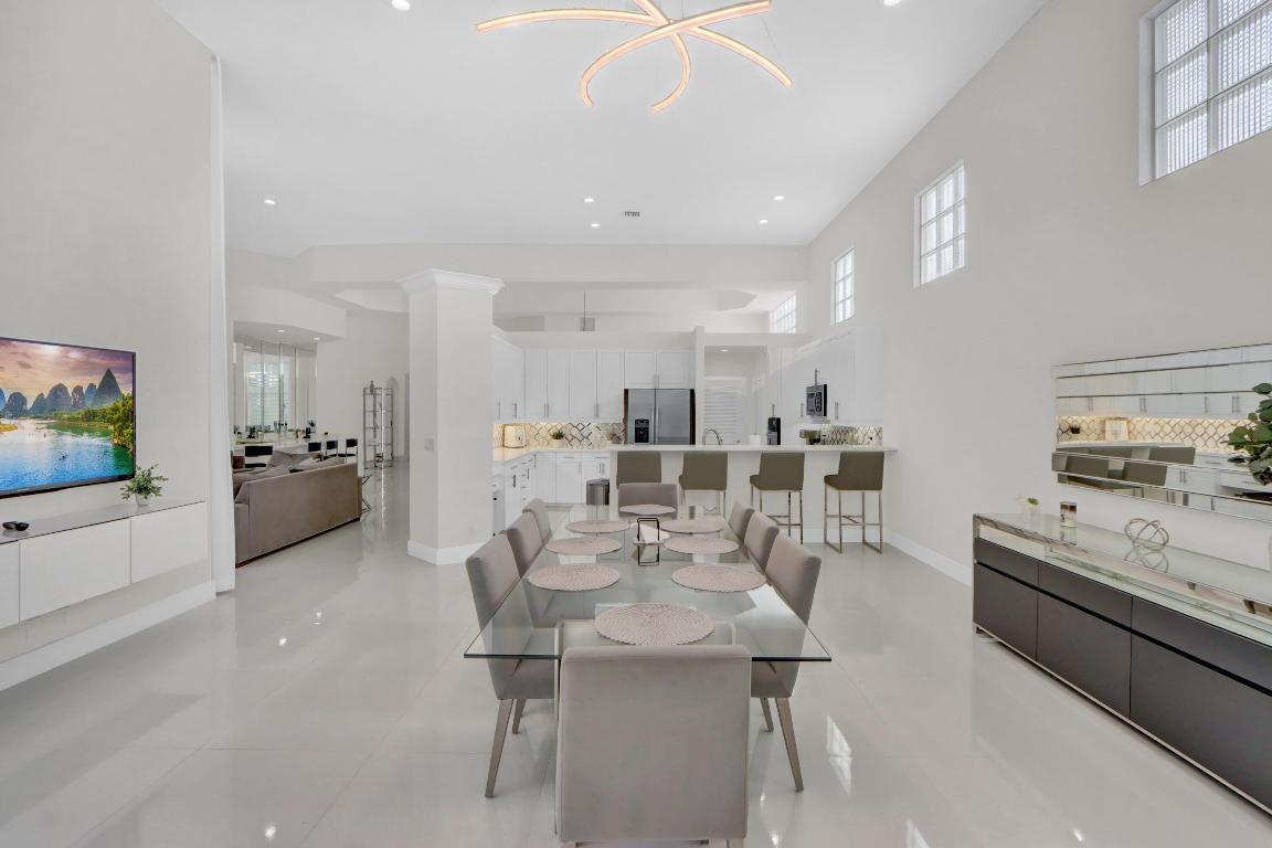 6564 Somerset Boca Raton, FL 33496