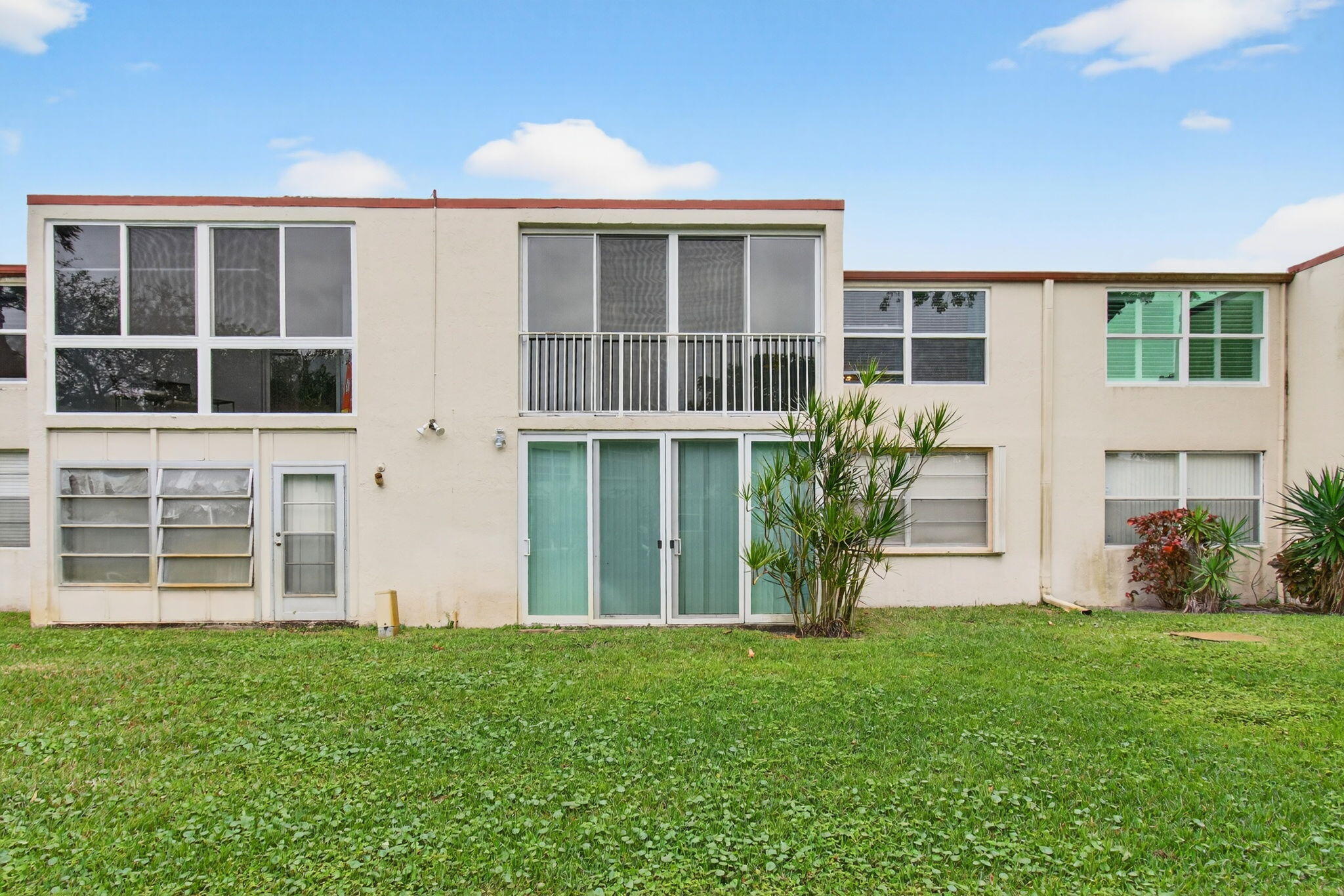 10 Willowbrook #205 Delray Beach, FL 33446