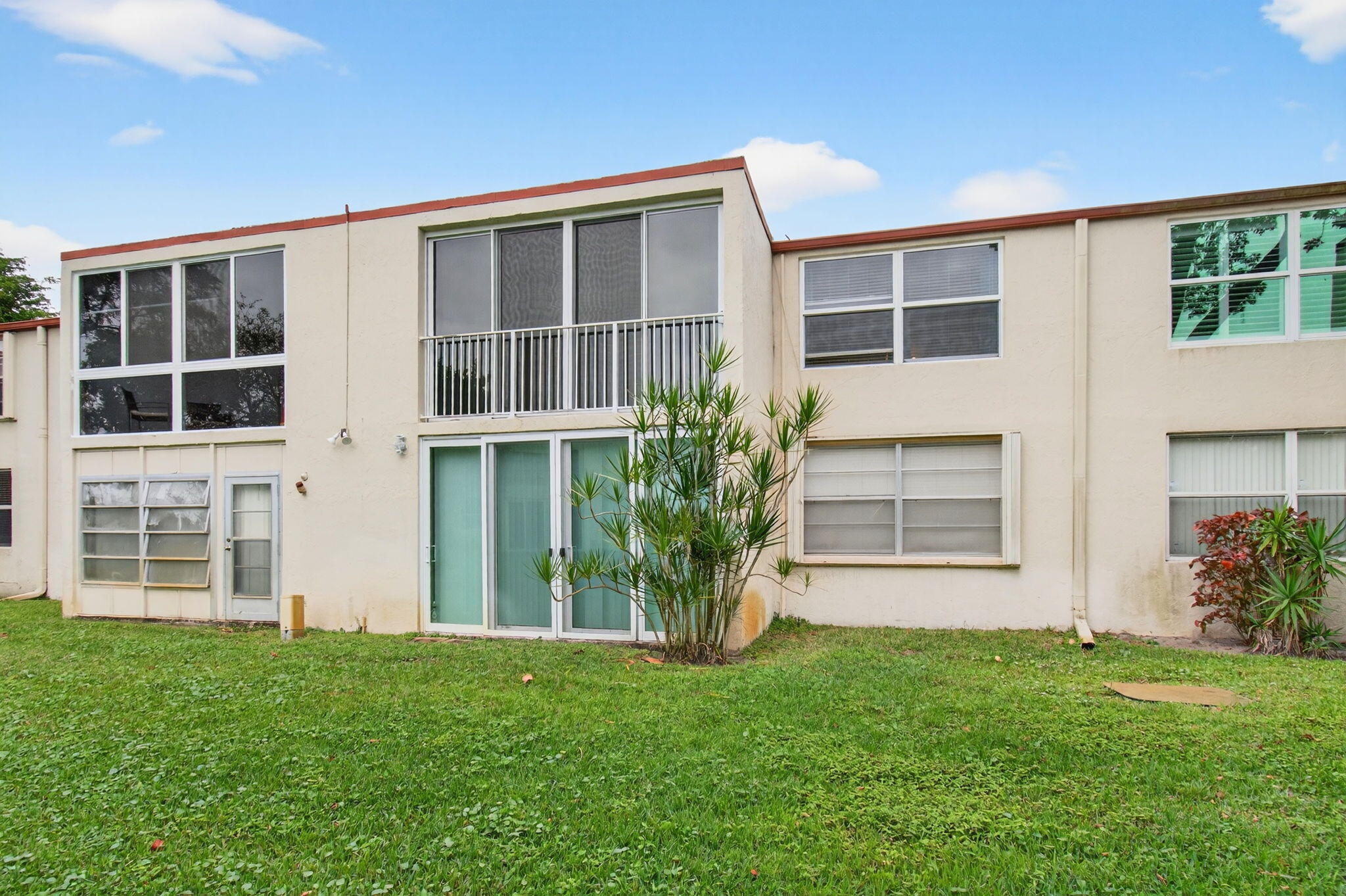 10 Willowbrook #205 Delray Beach, FL 33446