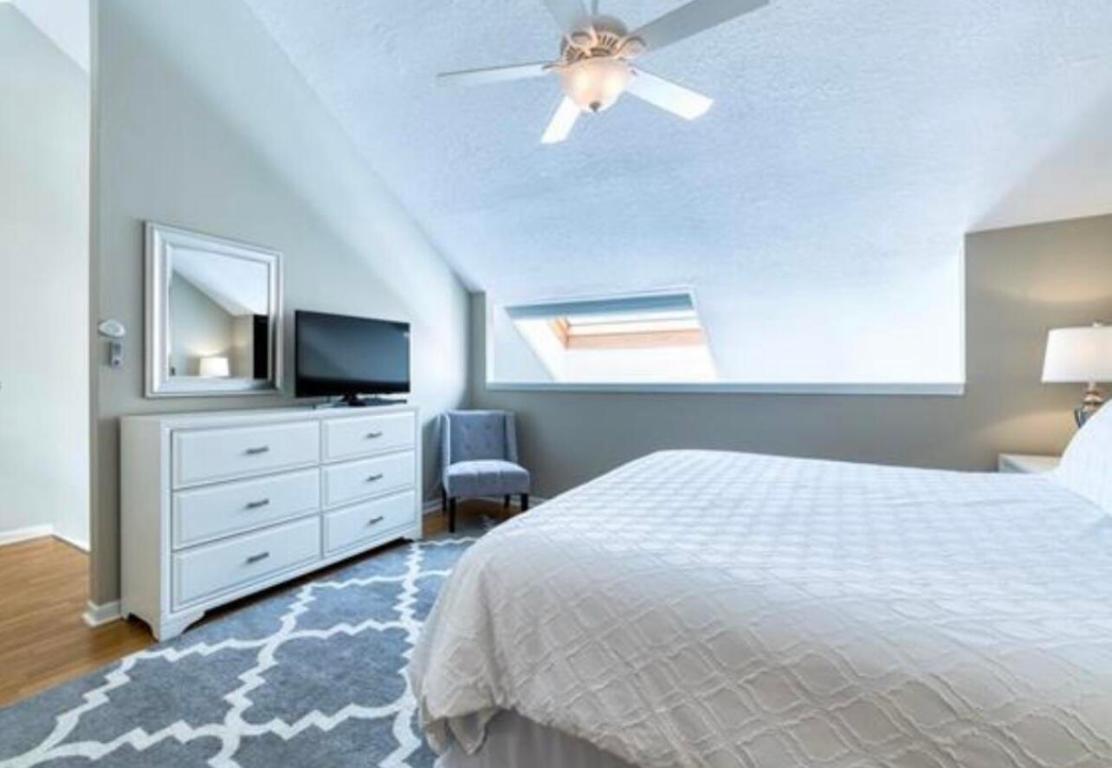 1605 S Us Hwy 1 #M2-202 Jupiter, FL 33477