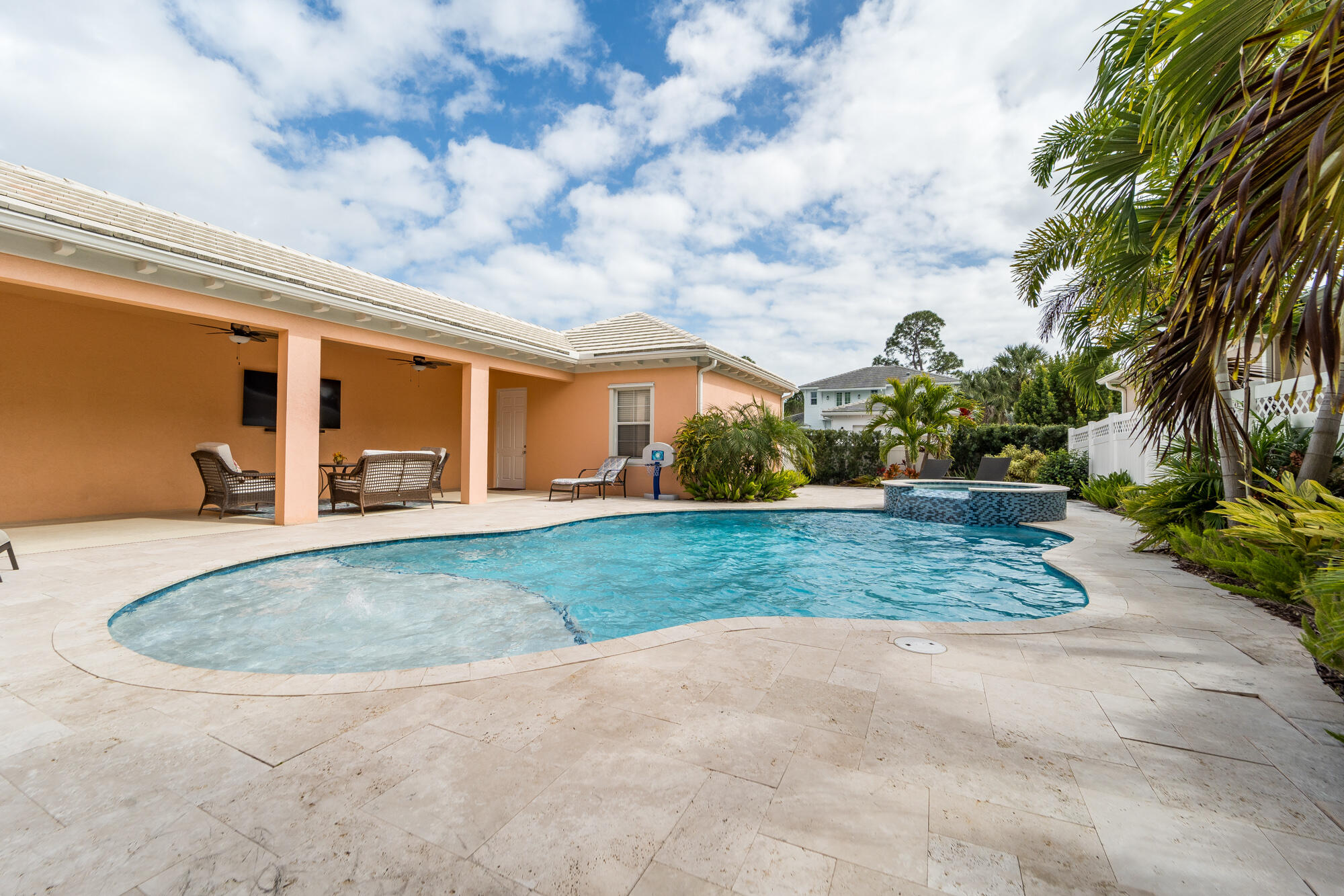 2625 E Community Jupiter, FL 33458