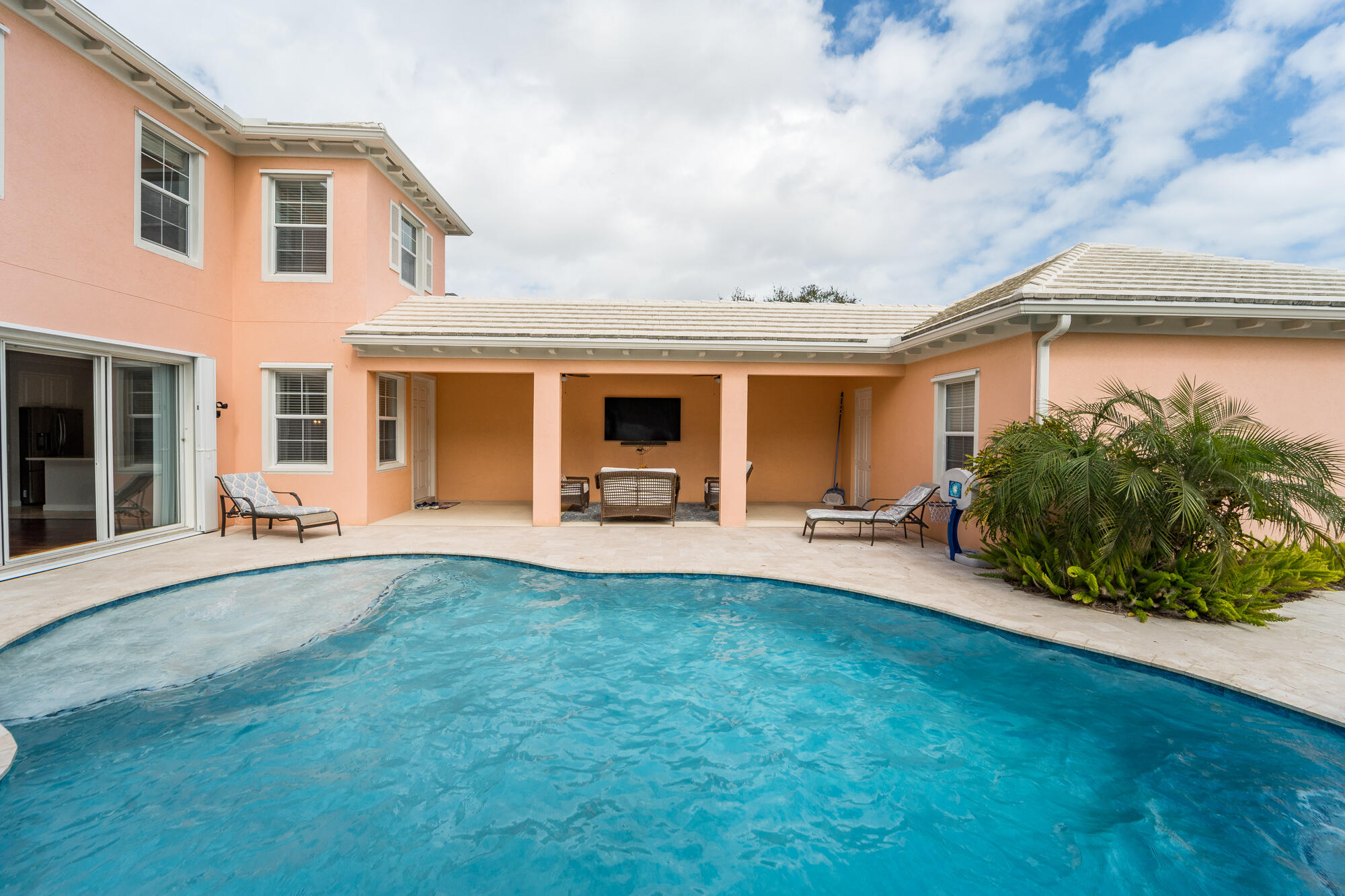 2625 E Community Jupiter, FL 33458