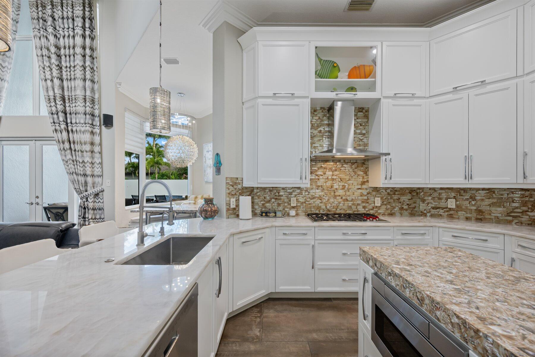 12295 Equine Wellington, FL 33414