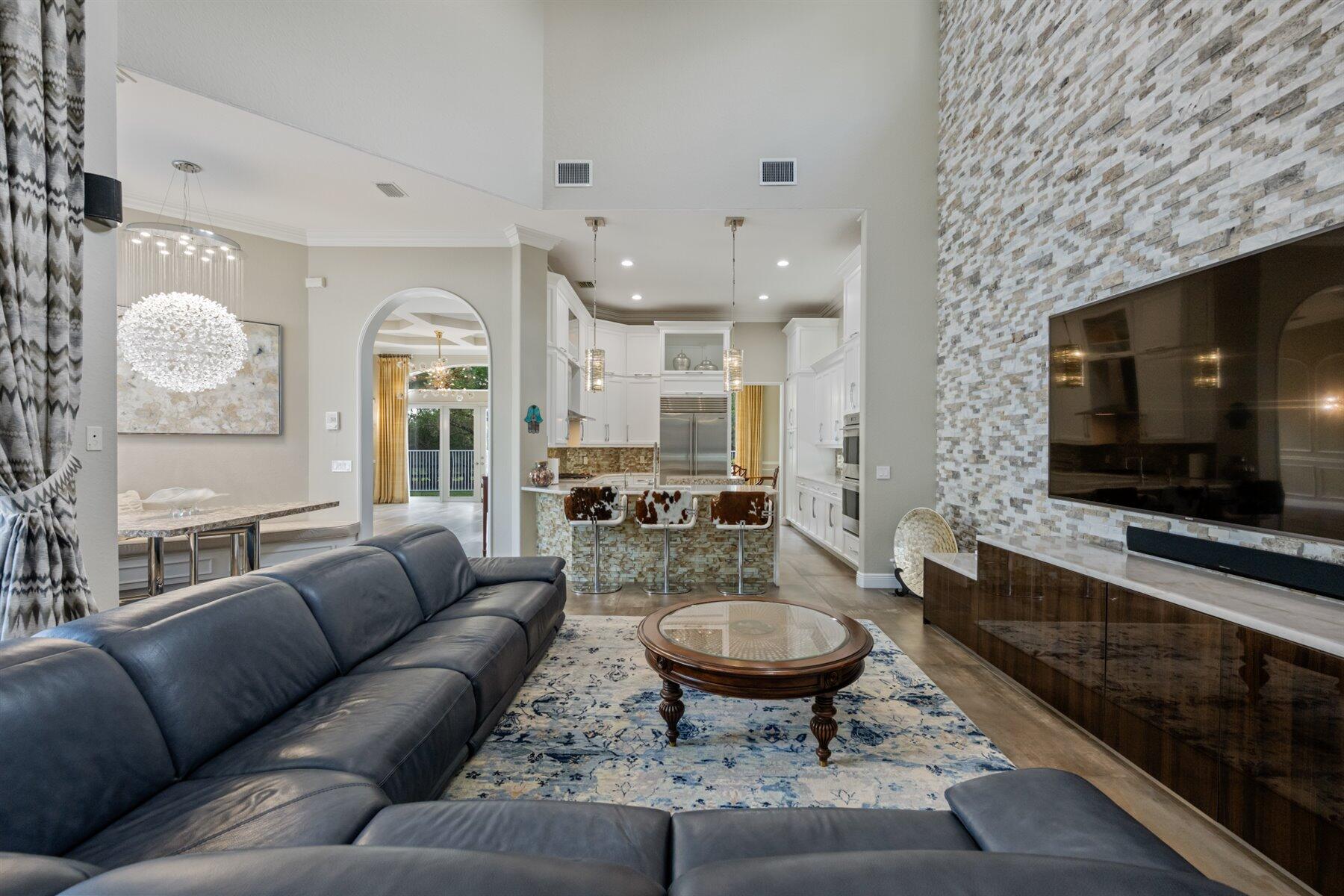 12295 Equine Wellington, FL 33414