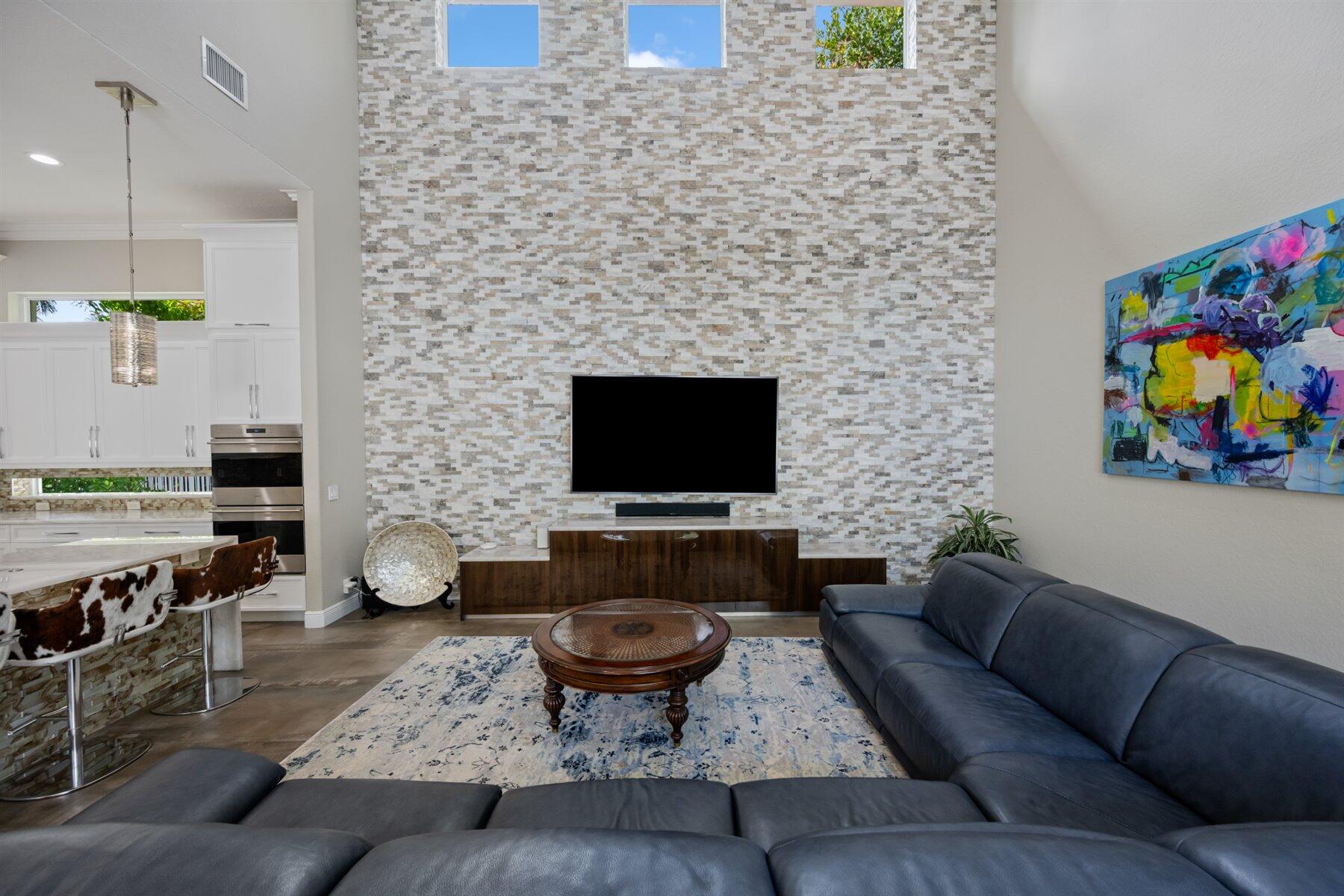 12295 Equine Wellington, FL 33414