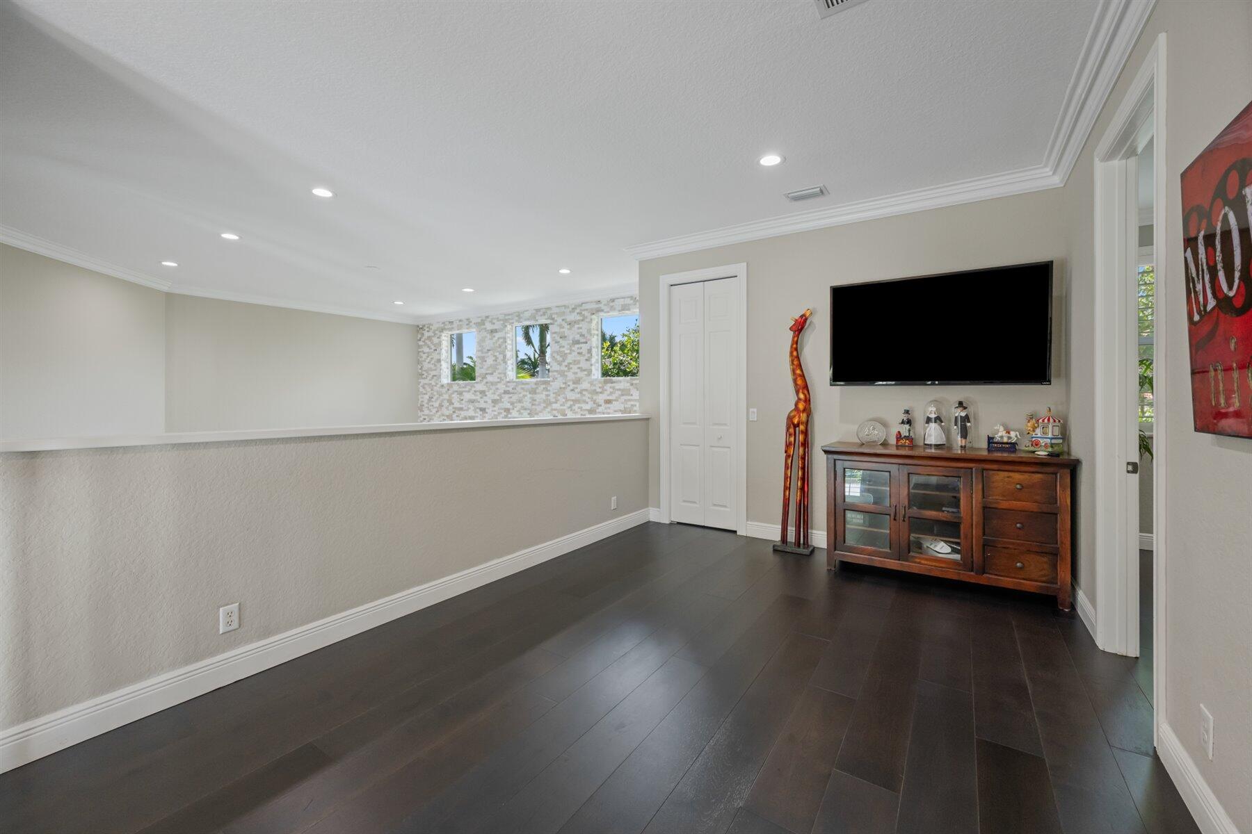 12295 Equine Wellington, FL 33414