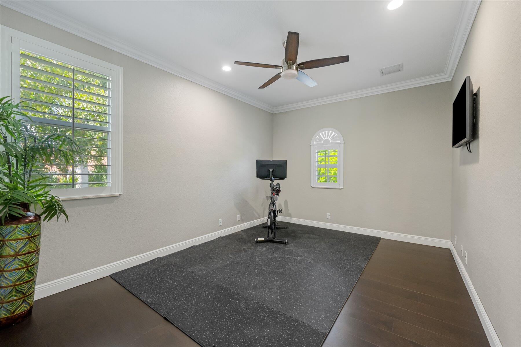 12295 Equine Wellington, FL 33414