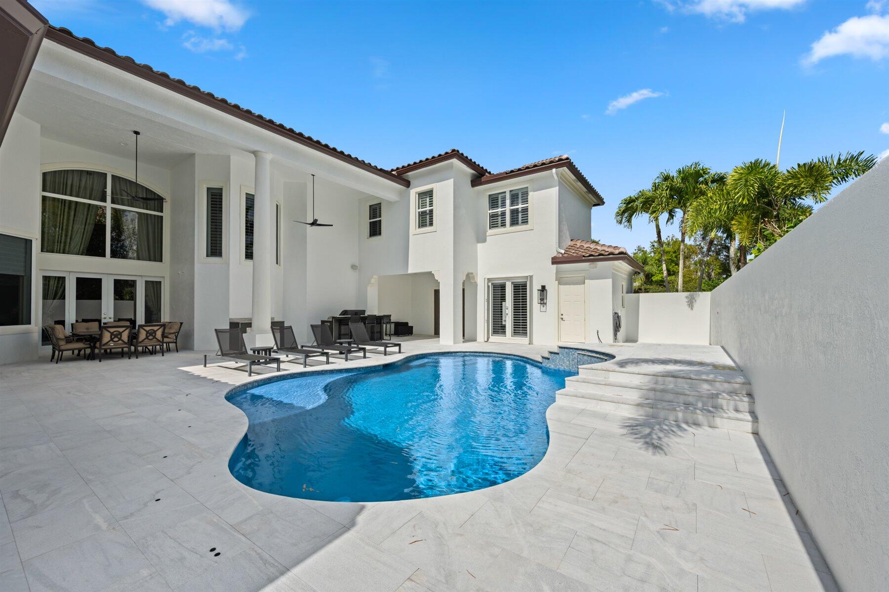 12295 Equine Wellington, FL 33414