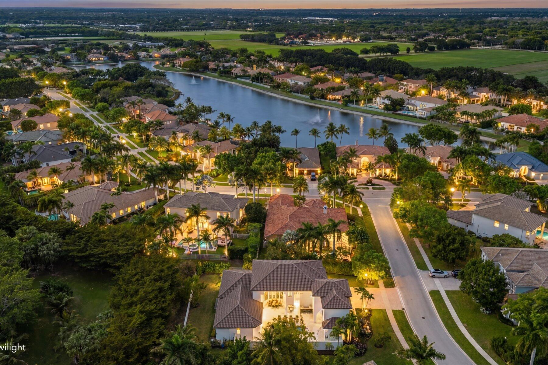 12295 Equine Wellington, FL 33414