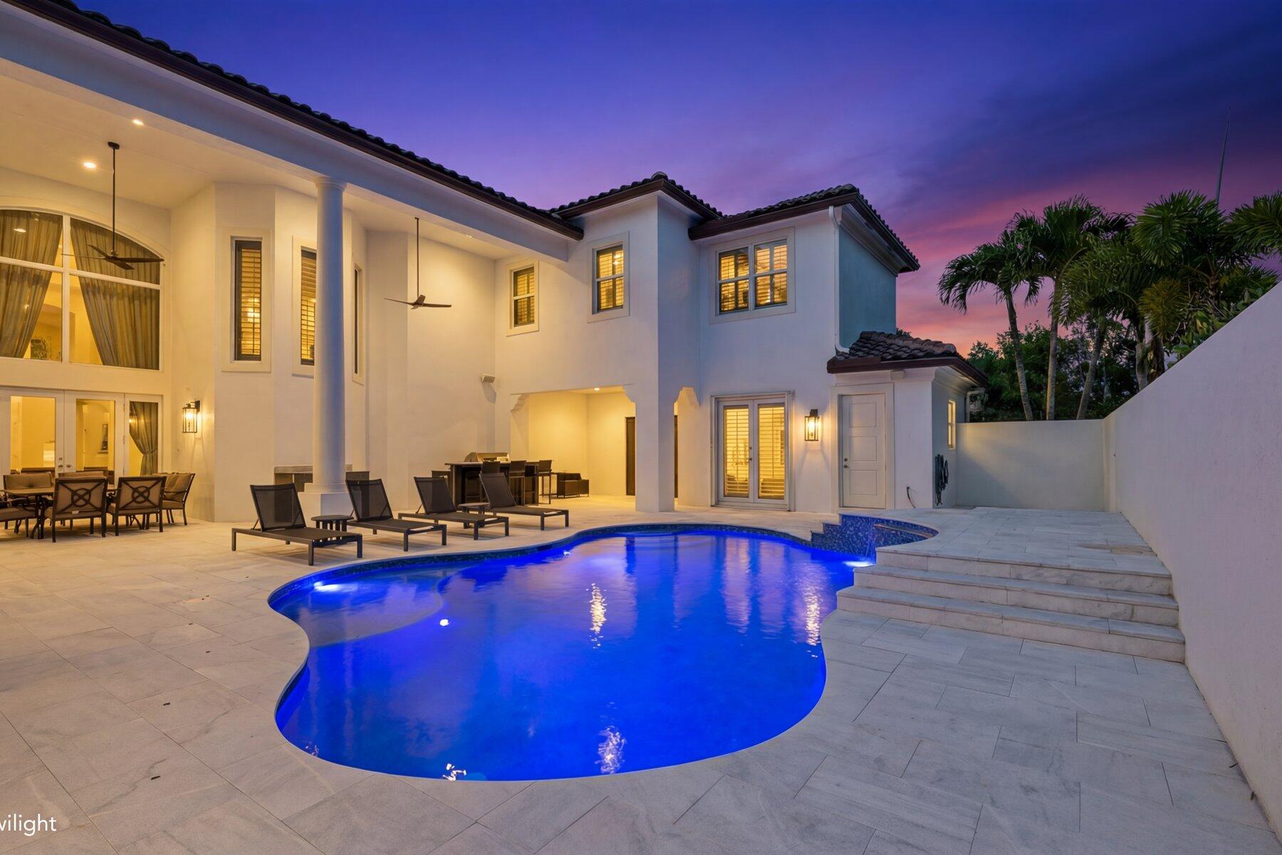 12295 Equine Wellington, FL 33414