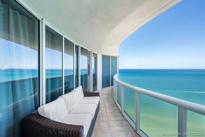 17201 Collins Ave #3703