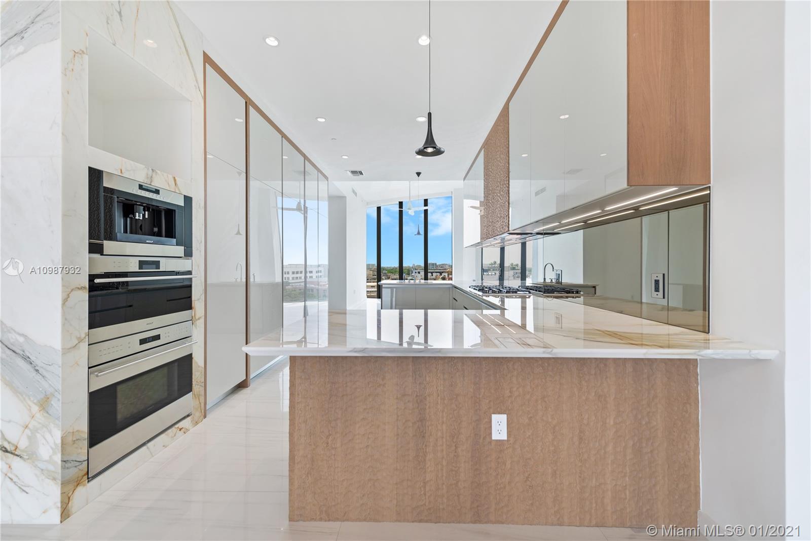 2811 S Bayshore #9B Coconut Grove, FL 33133