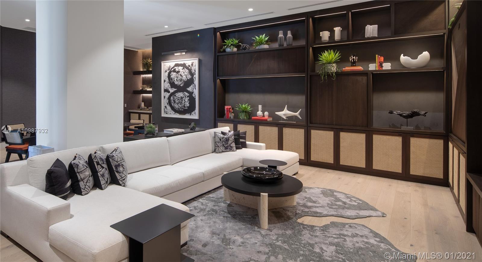 2811 S Bayshore #9B Coconut Grove, FL 33133