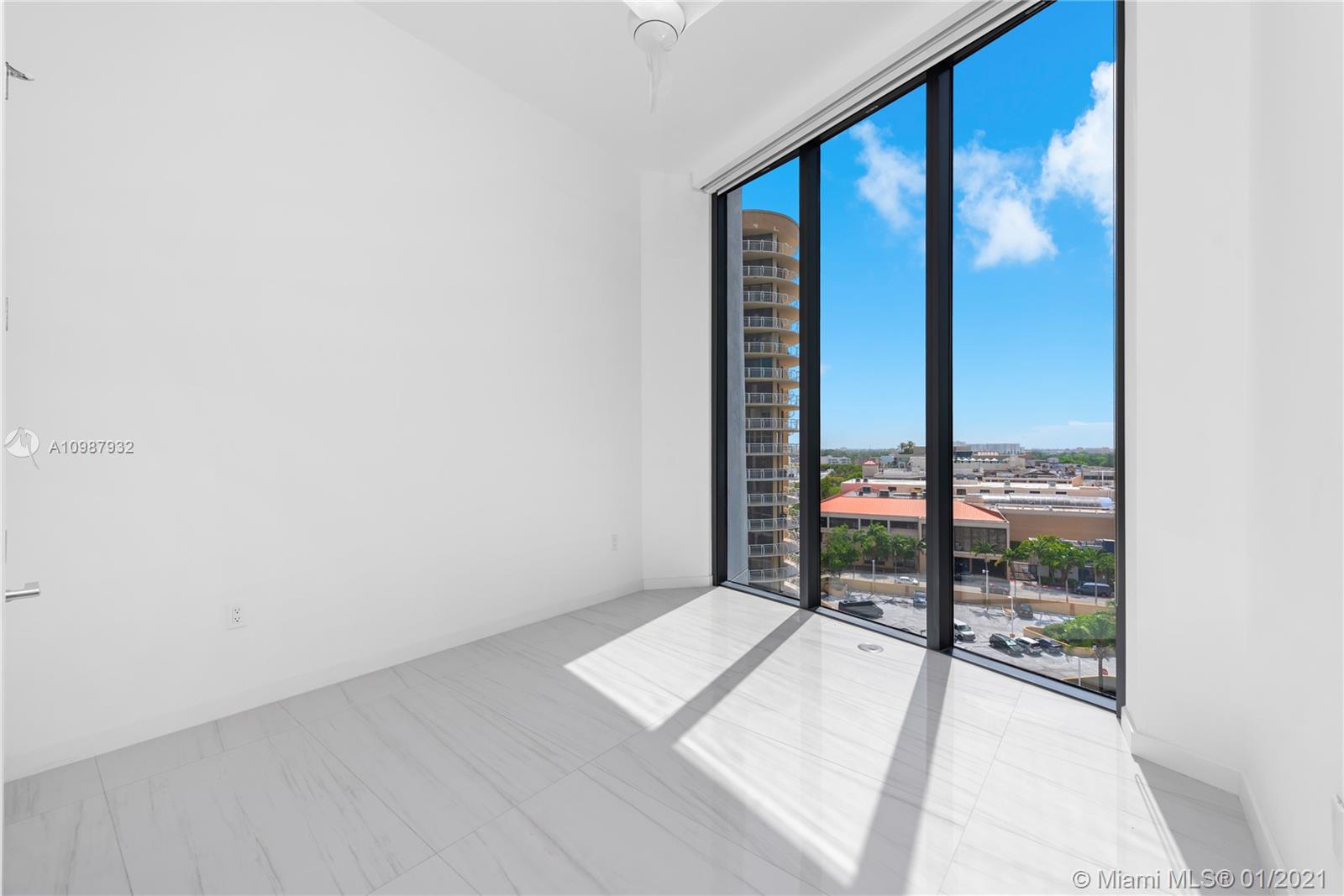 2811 S Bayshore #9B Coconut Grove, FL 33133