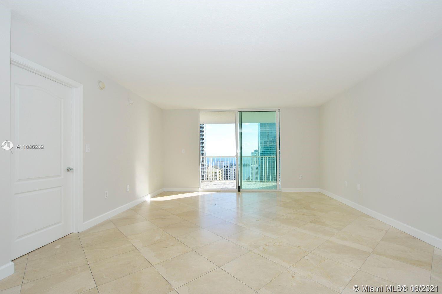 1200 Brickell Bay Dr #3817, Miami, FL 33131