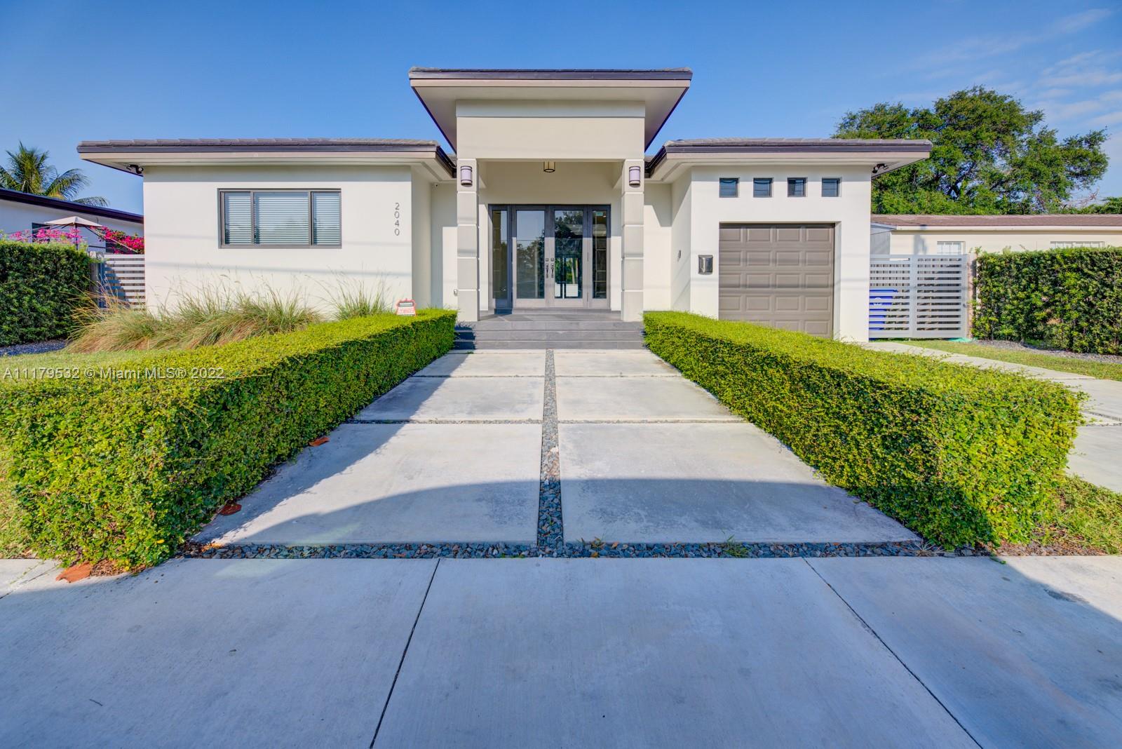 2040 SW 32nd Ave