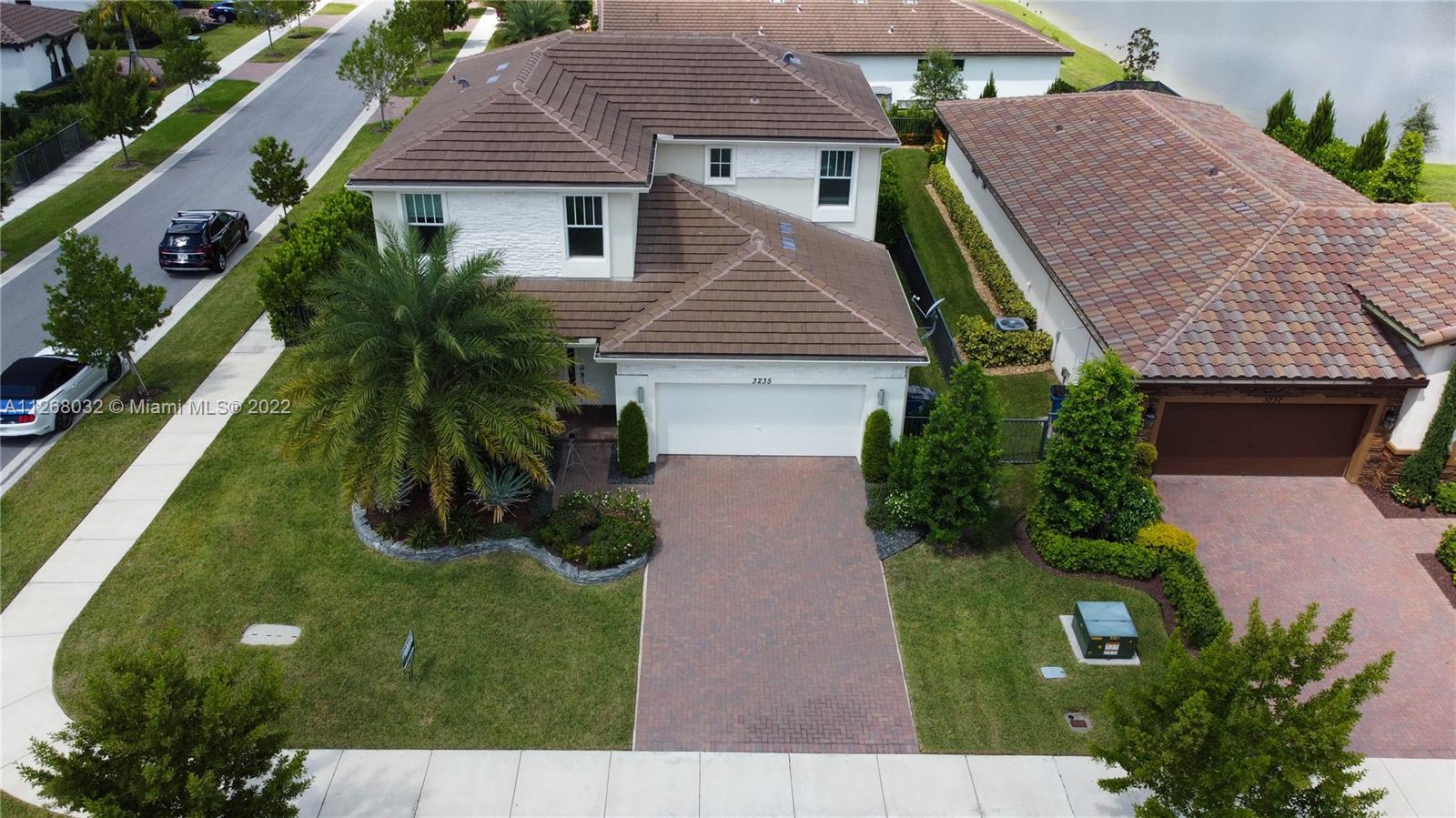 3235 Dunning Dr