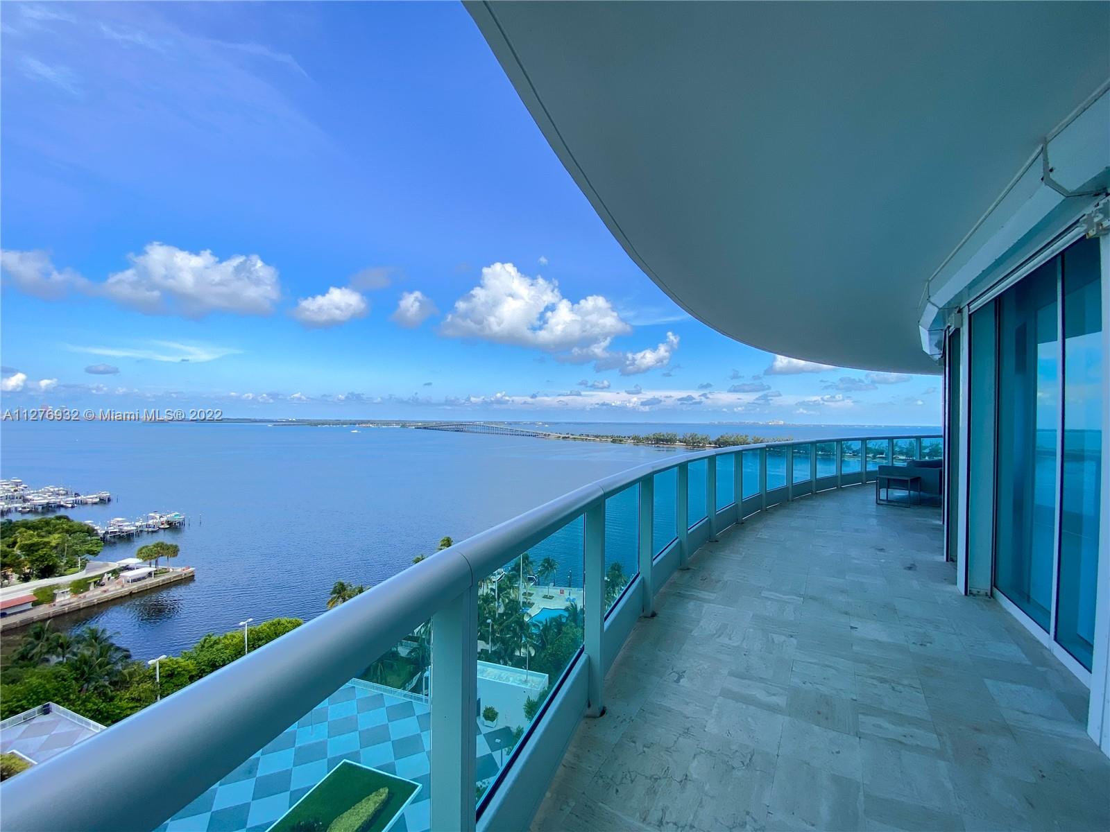 2127 Brickell Ave #1701