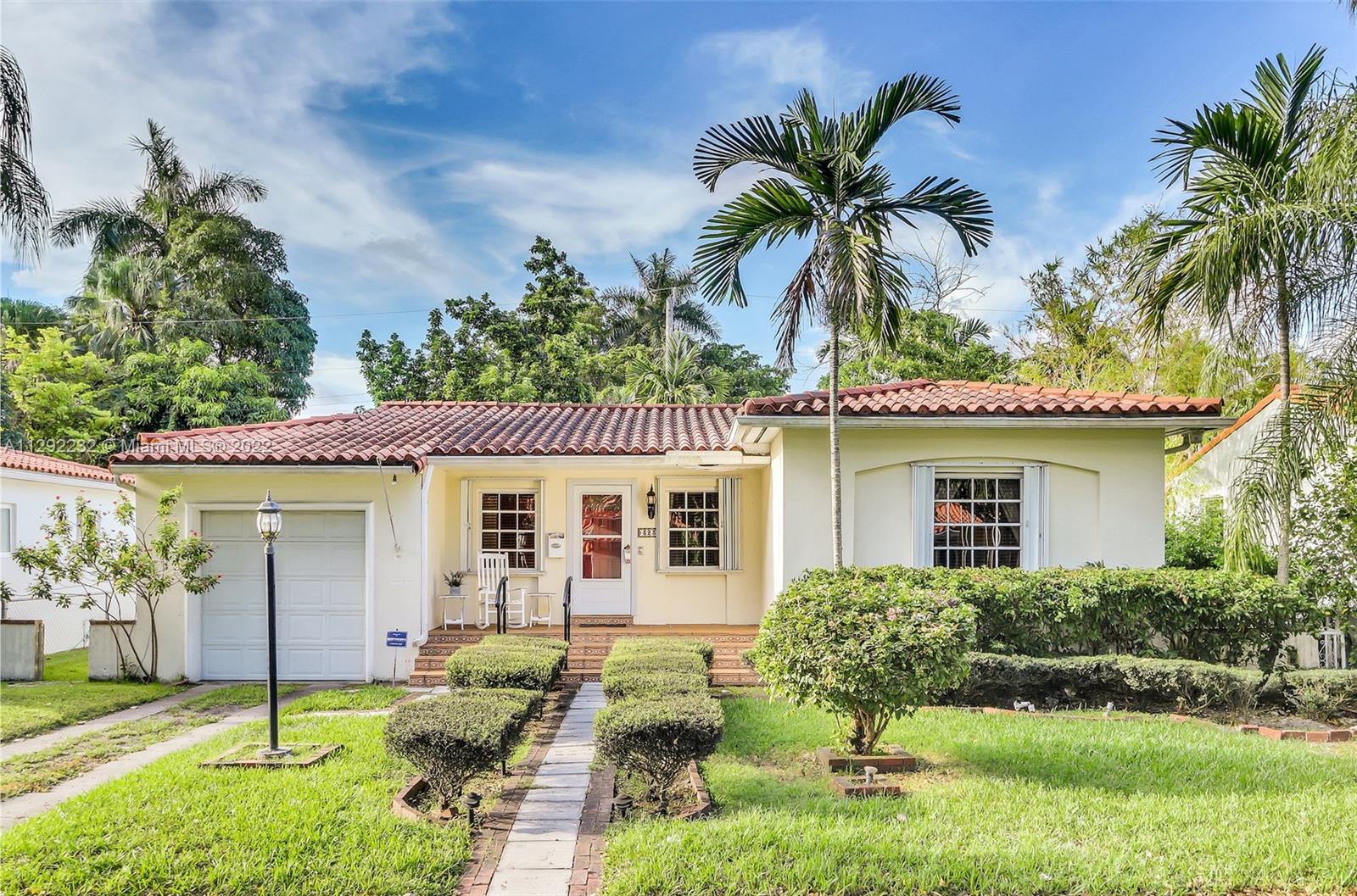 323 Fluvia Ave