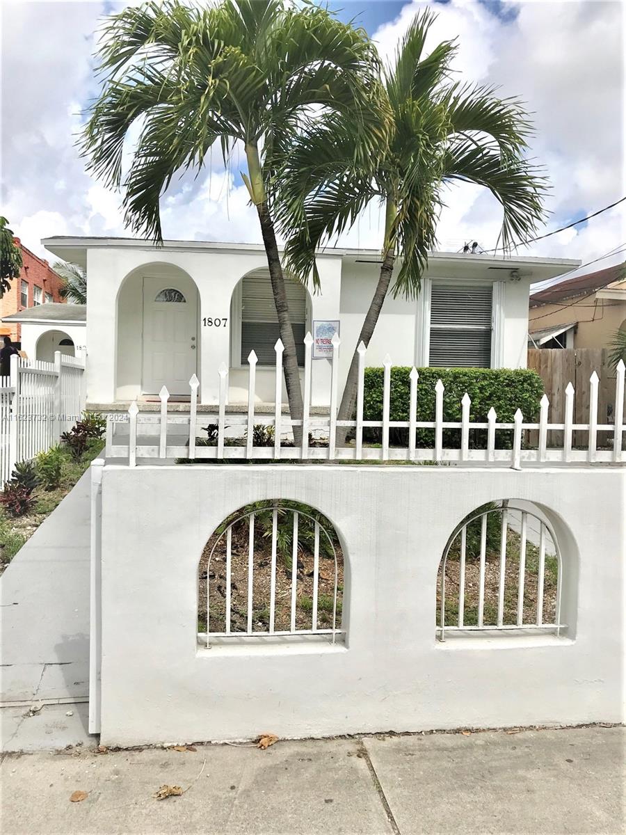 Duplex / Quad Plex / Triplex