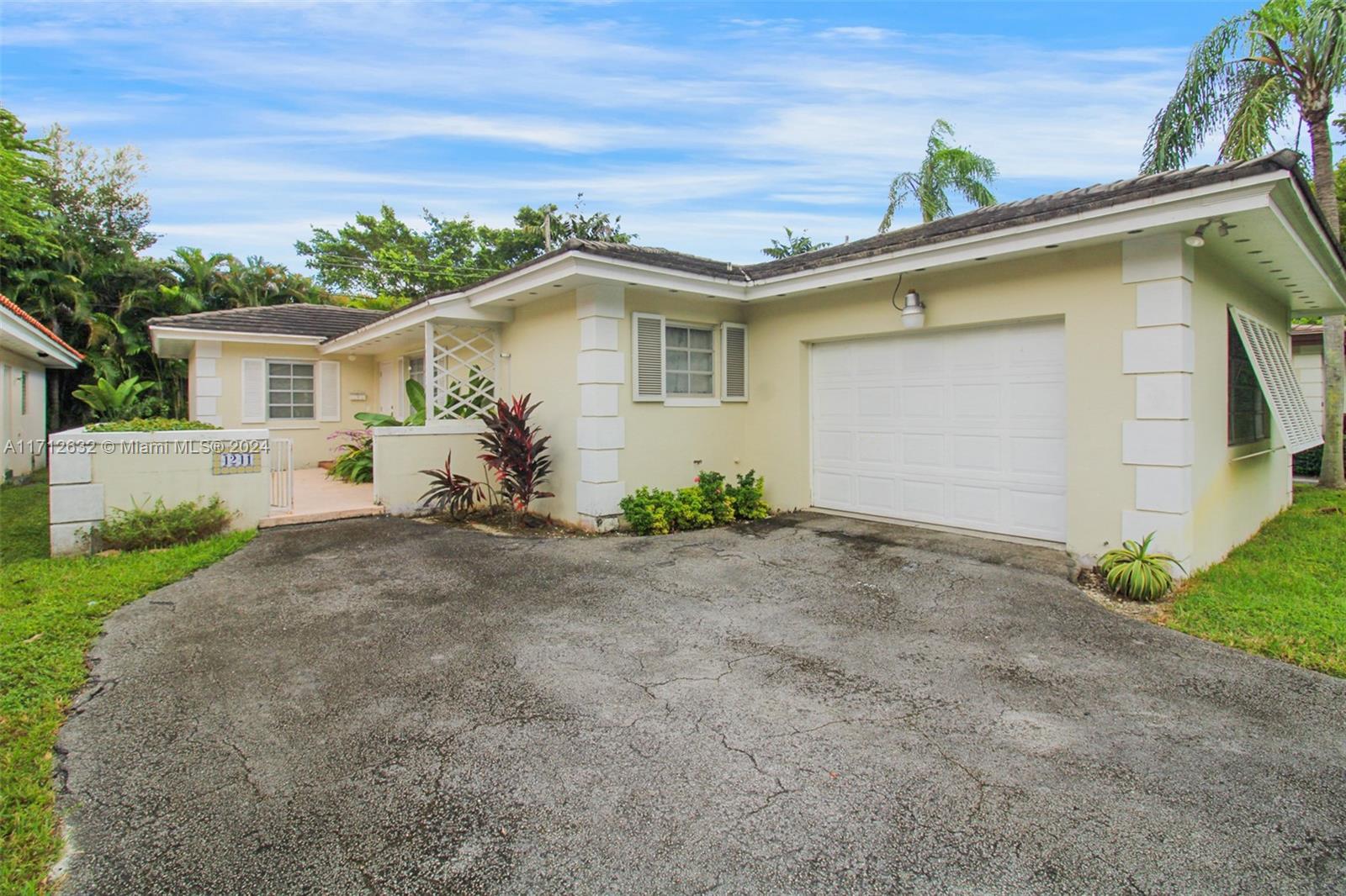 4241 Red Rd,Coral Gables, FL 33134