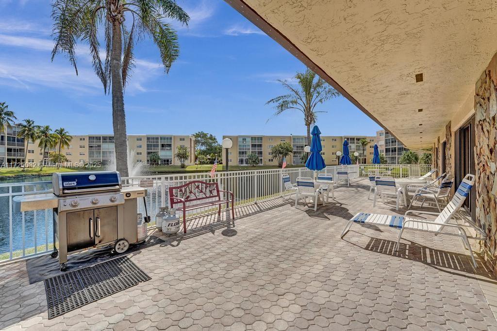 image Meadowbrook Lakes View36