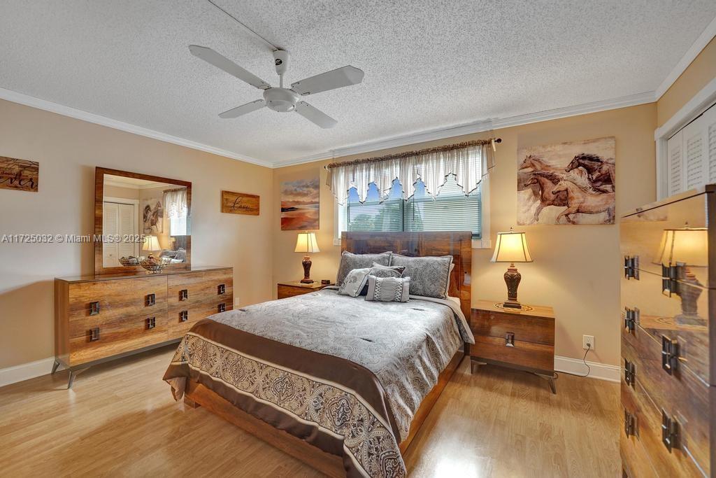 image Meadowbrook Lakes View5