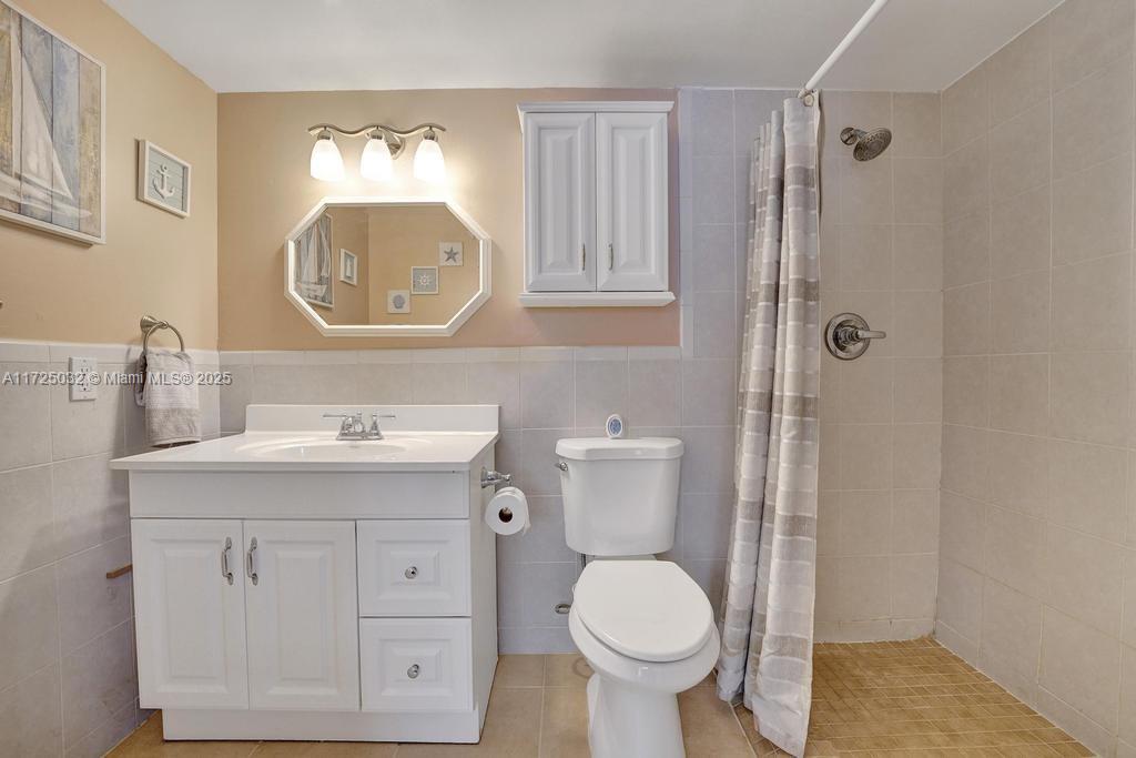 image Meadowbrook Lakes View6