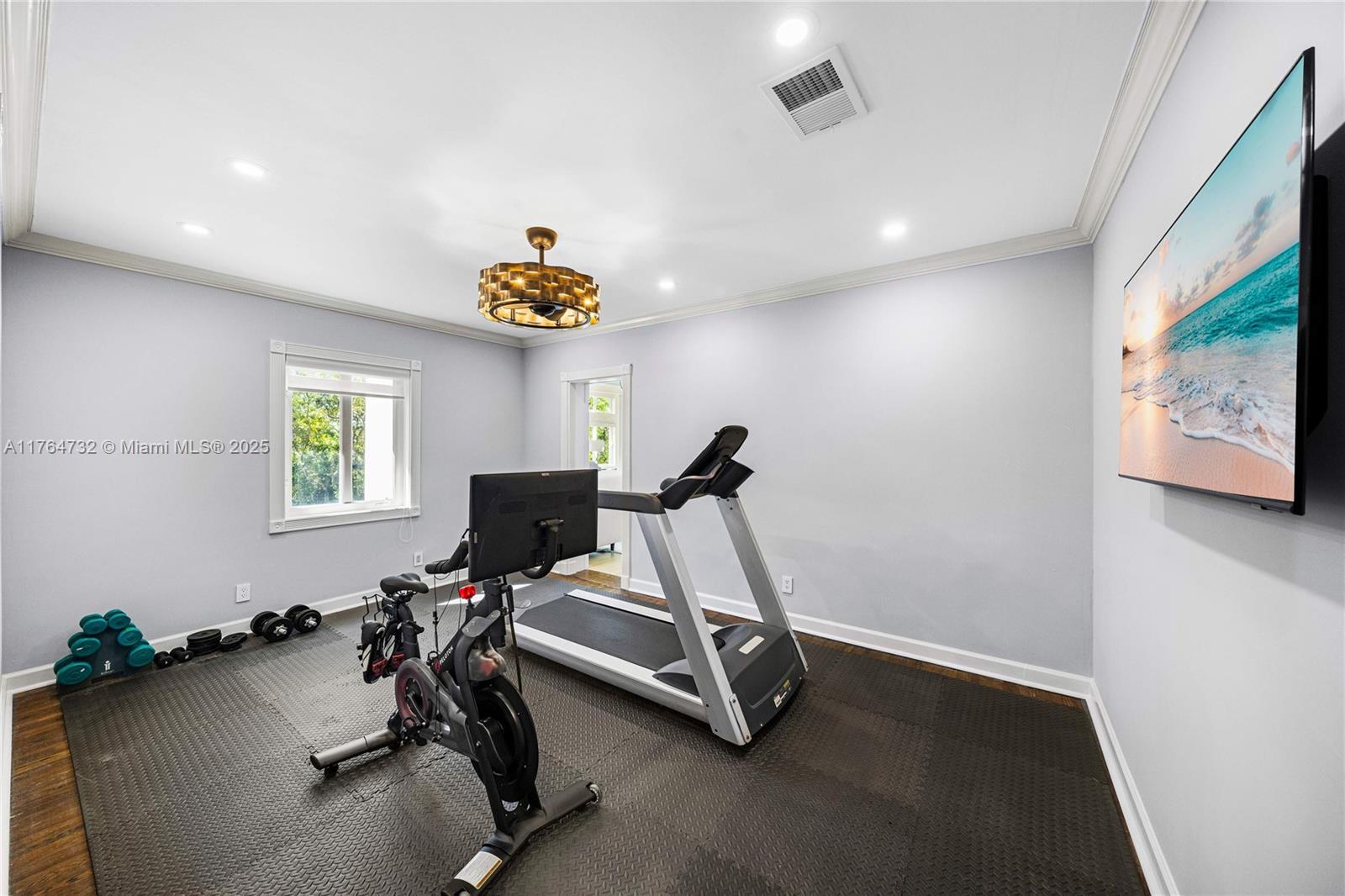 3916 Granada Blvd Coral Gables, FL 33134 3916 Granada Blvd Coral Gables, FL 33134